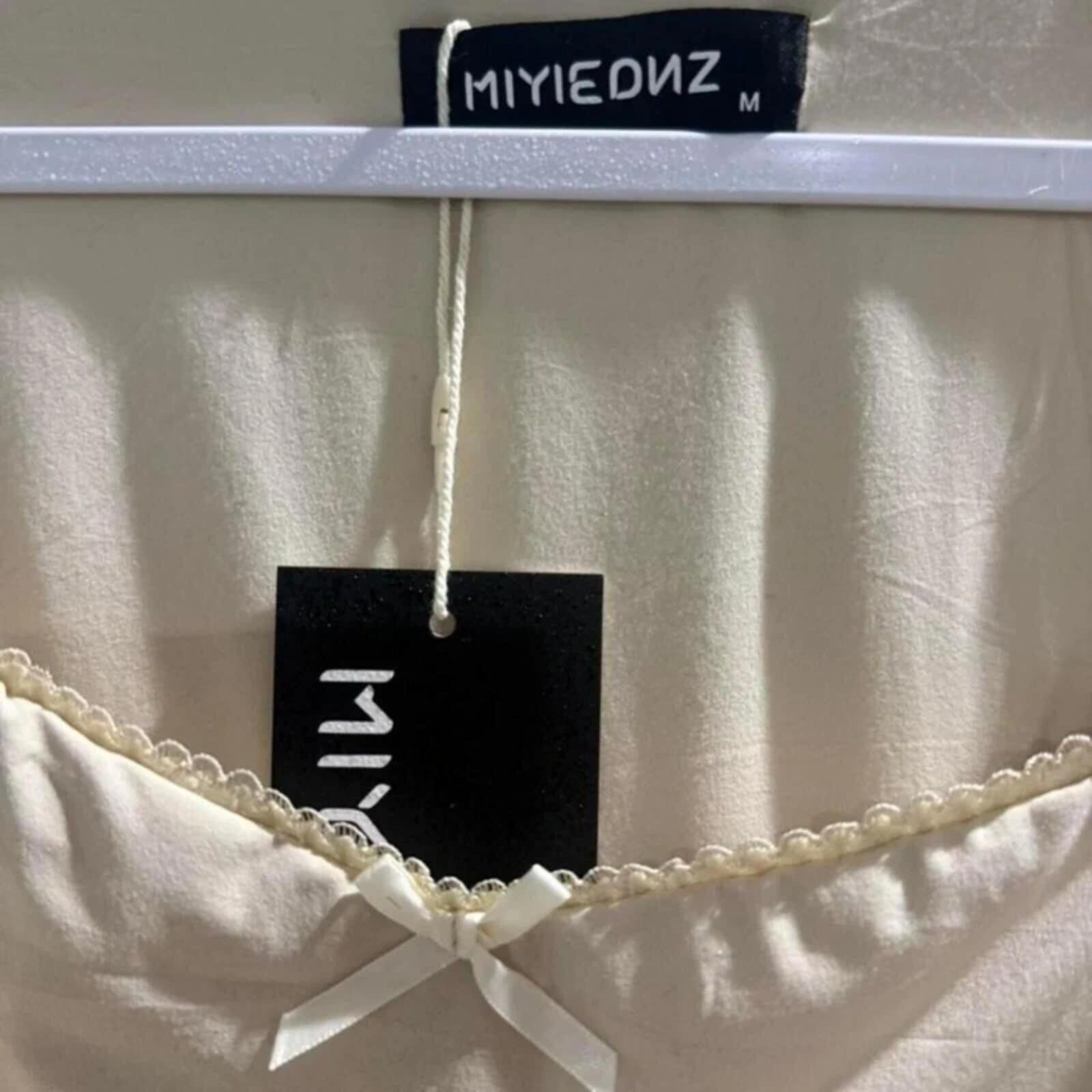 Other Miyiedunz cream dress with bow detail Size M Size M / US 6-8 / IT 42-44 - 2 Thumbnail