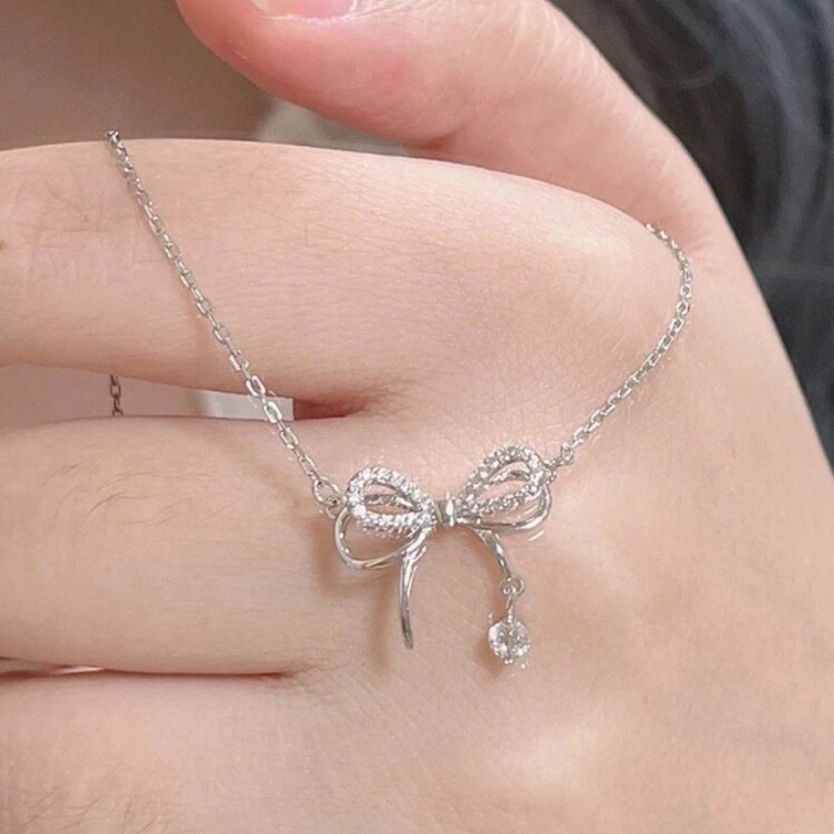 Vintage Rhinestone Decor Bow Pendant Necklace Size ONE SIZE - 2 Thumbnail