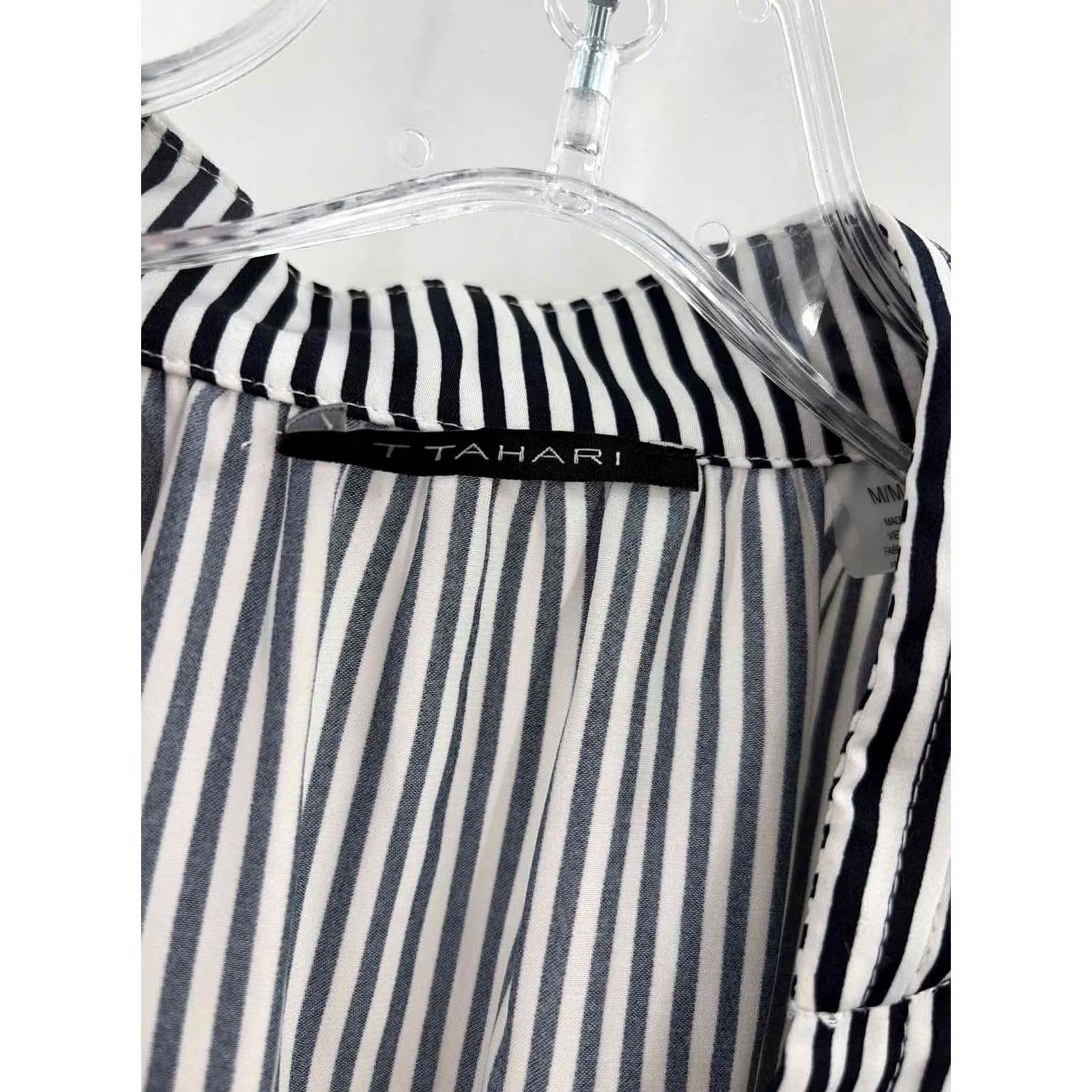 Vintage Tahari Black Medium Stripe Blouse Size M / US 6-8 / IT 42-44 - 2 Thumbnail