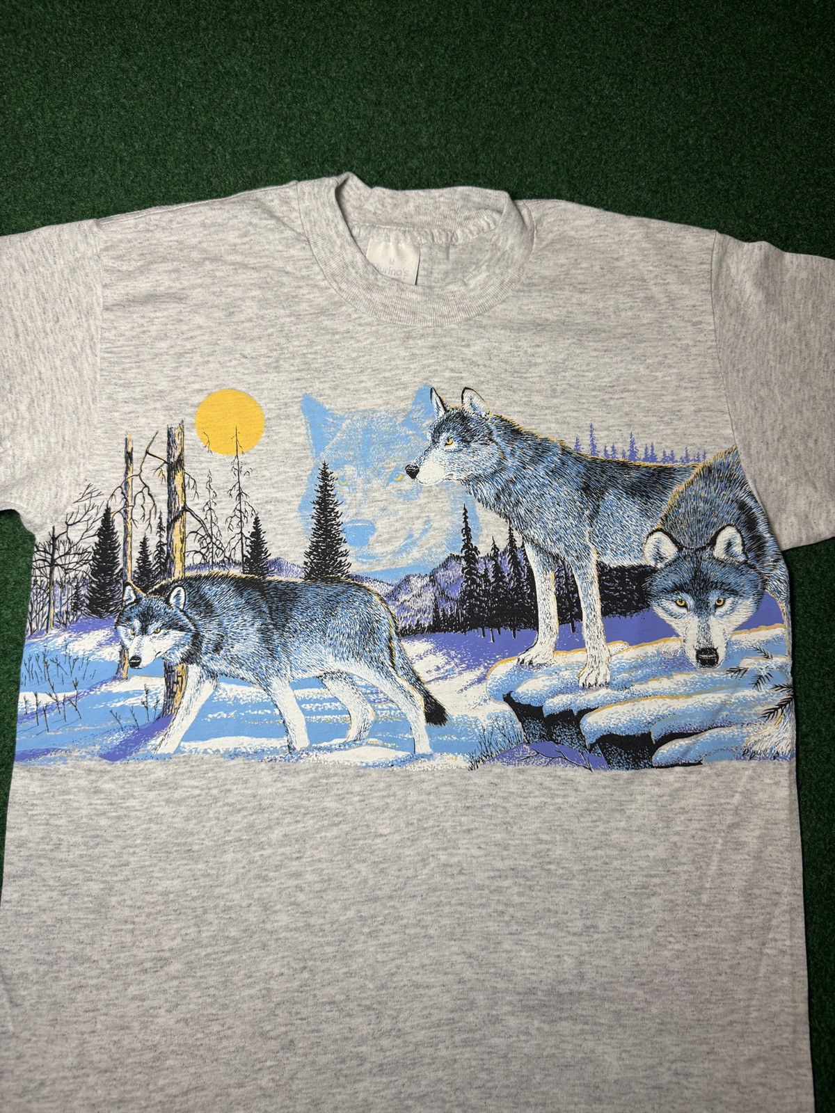 Other Vintage 90s Wolf Nature Animal Print Tee Wolf Pack T Shirt Size US M / EU 48-50 / 2 - 2 Thumbnail