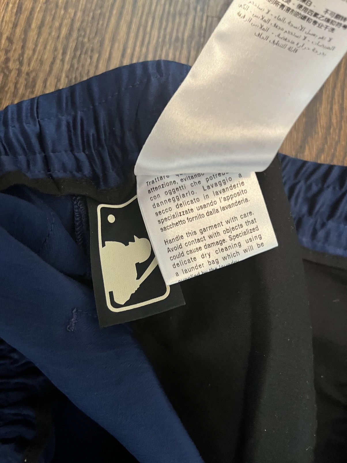 Gucci MLB x Gucci Yankees Silk Pants Size US 32 / EU 48 - 6 Thumbnail