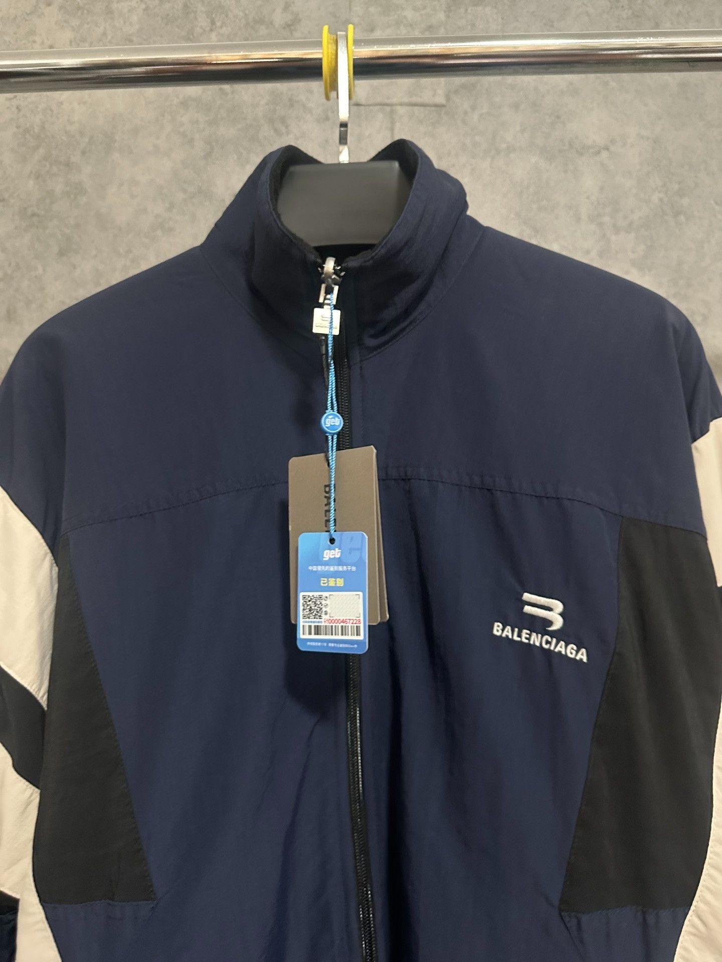 Balenciaga Balenciaga Reversible Fleece Oversized Jacket Size US M / EU 48-50 / 2 - 2 Thumbnail