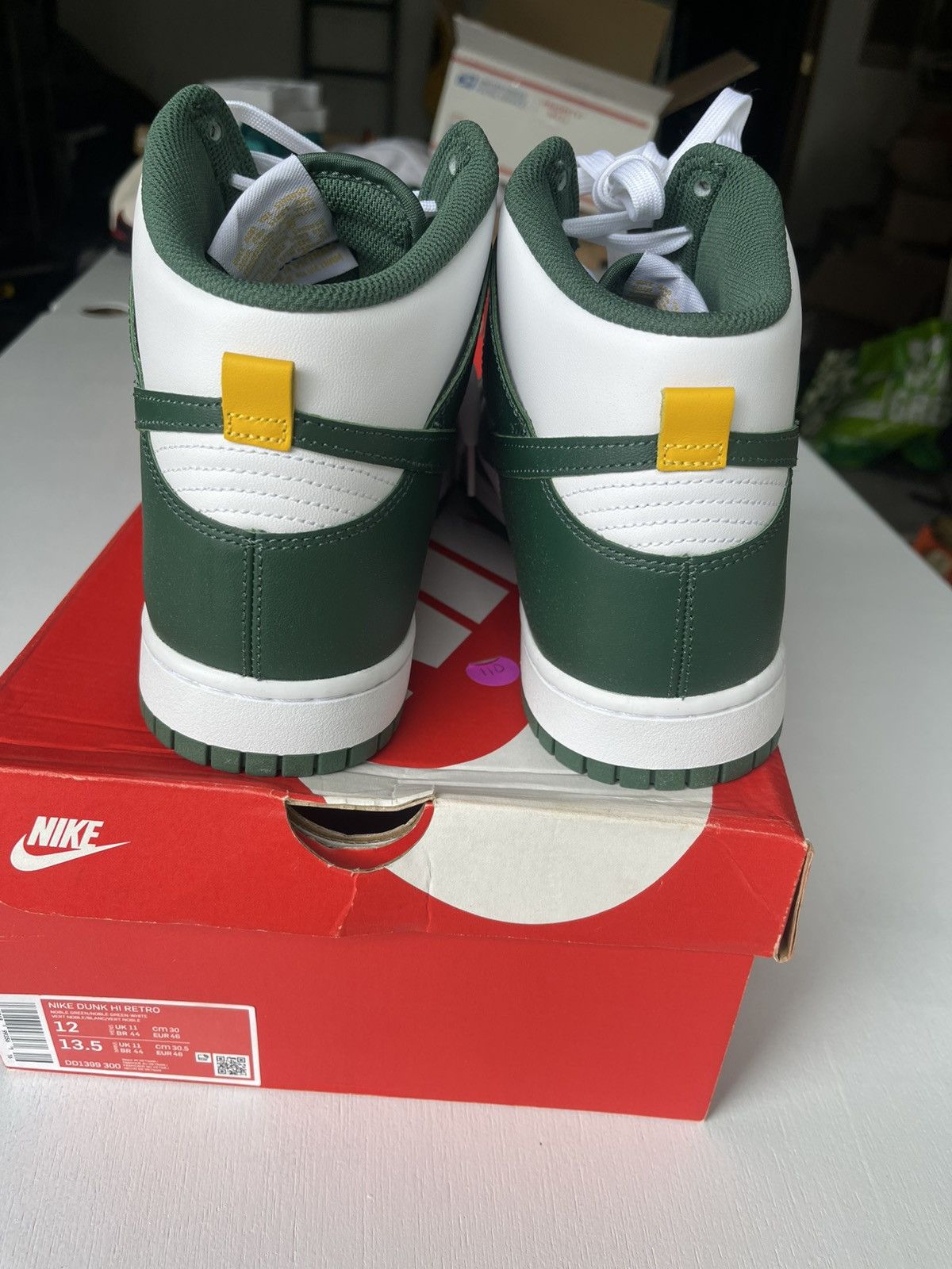 Nike Nike Dunk Green says Australia Size US 12 / EU 45 - 3 Thumbnail