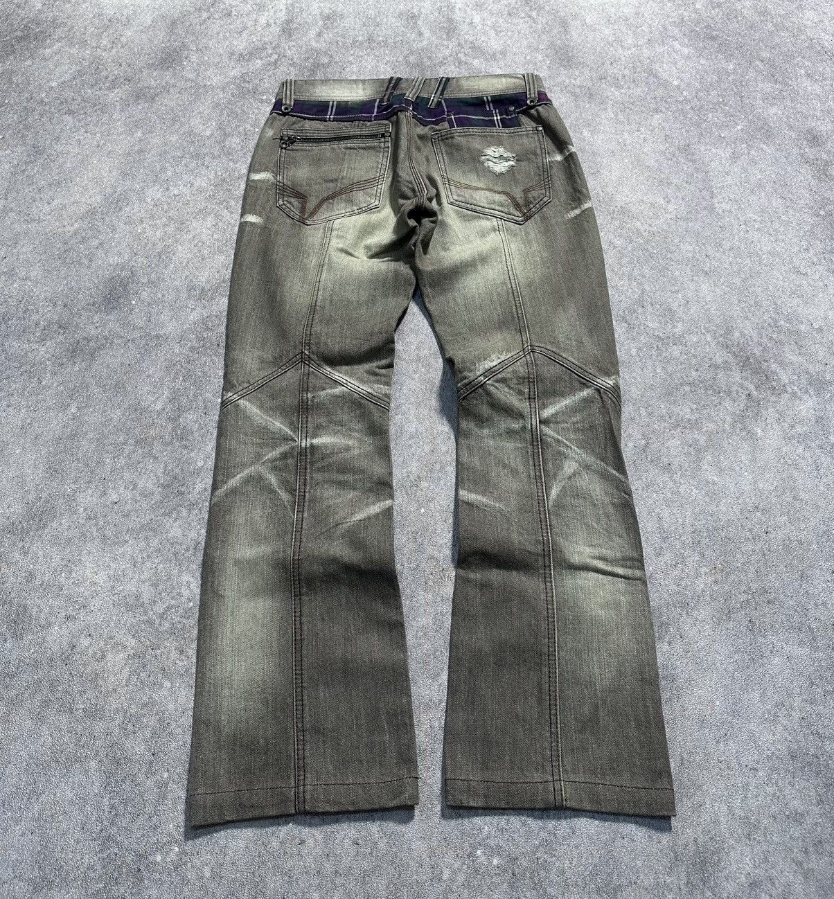 If Six Was Nine Japanes Hide Away Nicole Flared Jeans Size US 32 / EU 48 - 2 Thumbnail