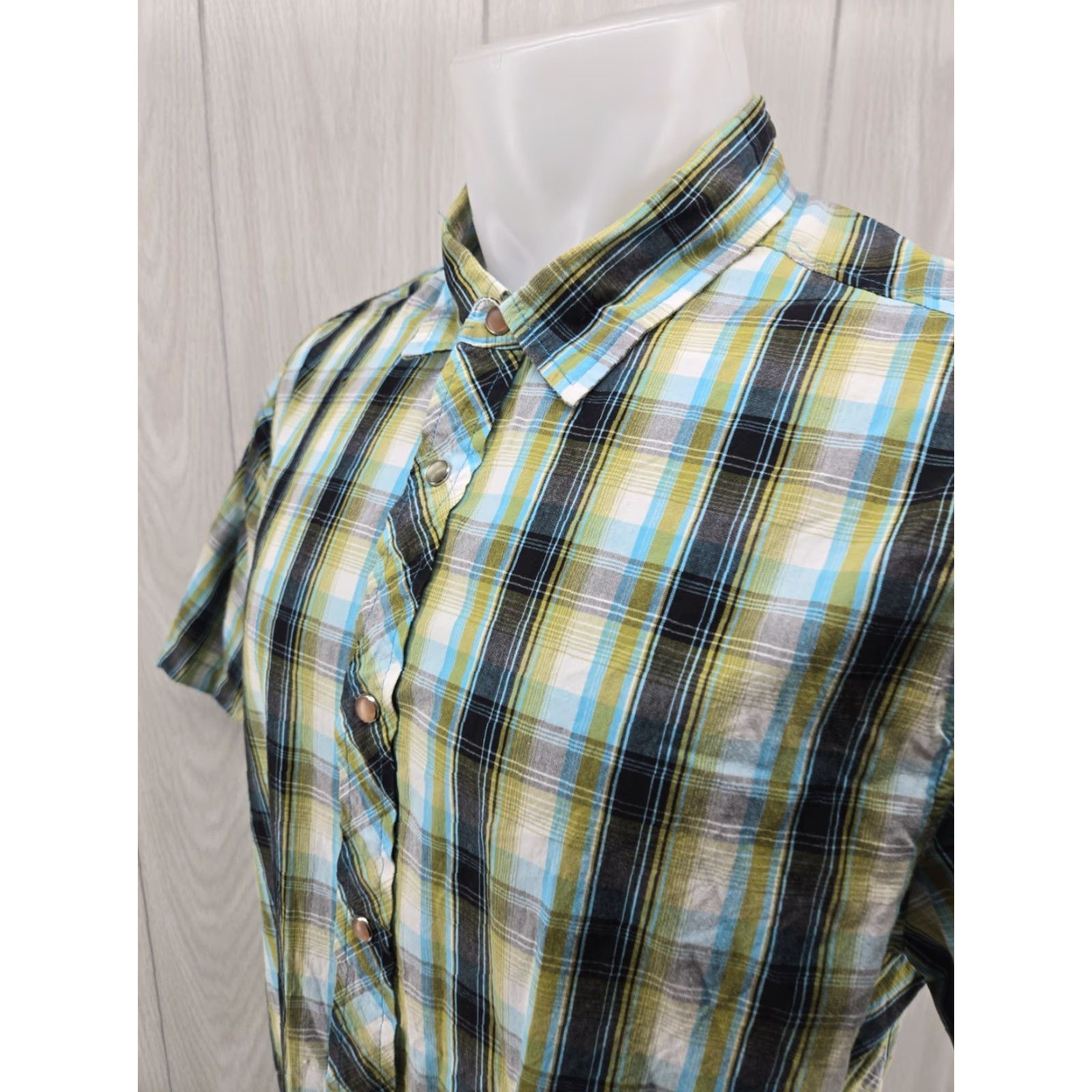 Prana prAna Shirt Mens Large Green Teal Plaid Cotton Pearl Snap Outdoor Shirt Mens Large Green Teal Plaid Cotton Pearl Snap Outdoor Game... Size US L / EU 52-54 / 3 - 5 Thumbnail