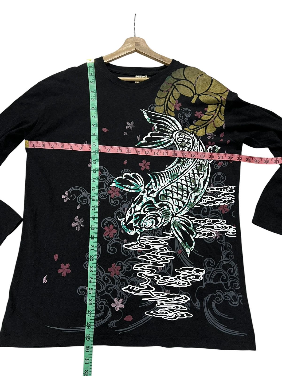 Japanese Brand VINTAGE SUKAJAN SOUVENIR FISH KOI TSHIRT L/S Size US L / EU 52-54 / 3 - 6 Thumbnail