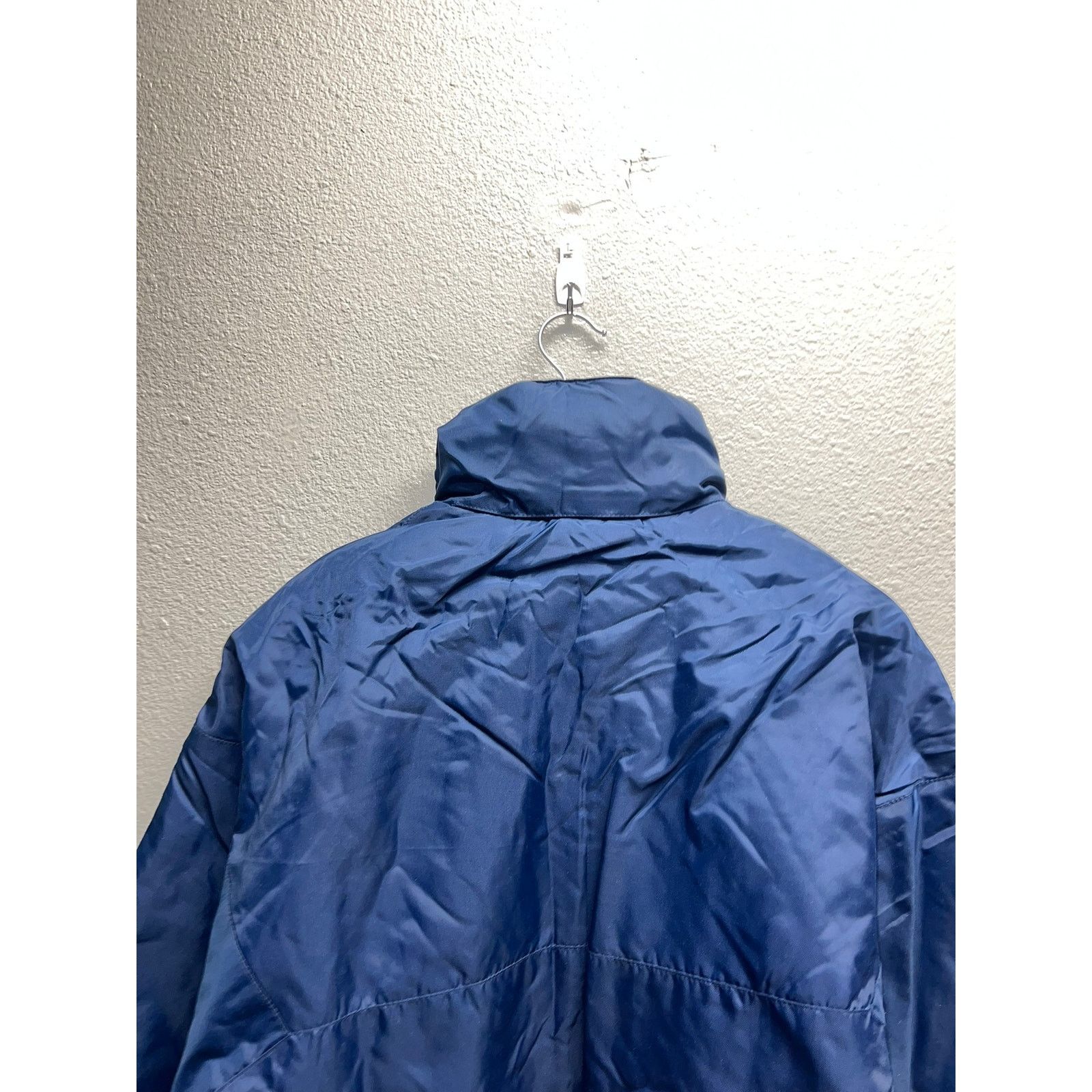 Vintage Vintage Russell Athletic Blue Jacket Water Resistant VTG L Size US L / EU 52-54 / 3 - 9 Thumbnail