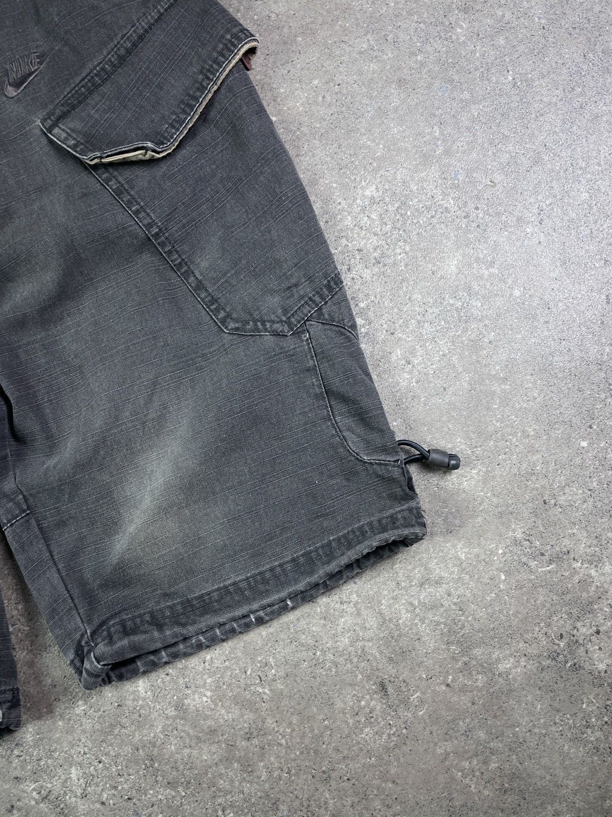 Nike × Vintage Vintage Y2K Nike Cargo Shorts jorts Size US 32 / EU 48 - 4 Thumbnail