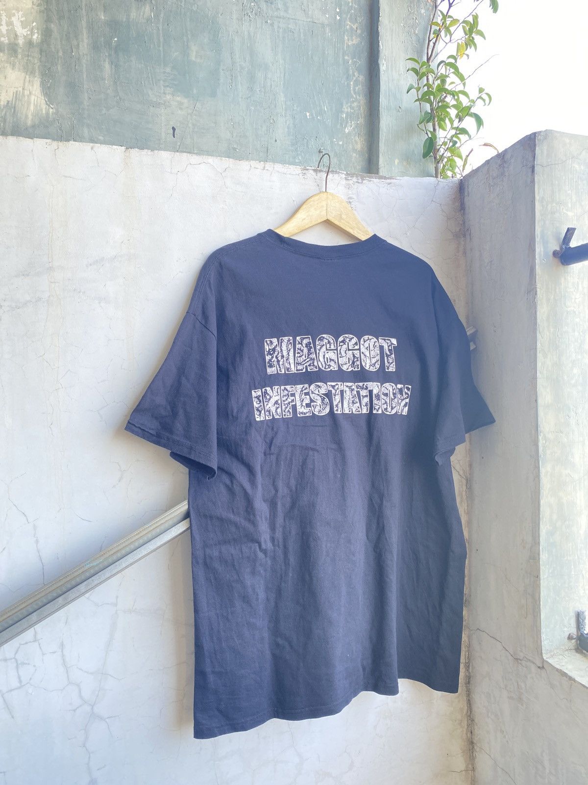Band Tees Rare Vintage Devourment 2004 Maggot Infestation Brutal Tee Size US XL / EU 56 / 4 - 4 Thumbnail
