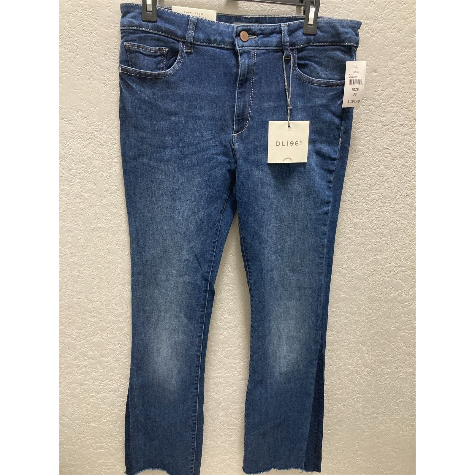 image of Dl1961 Jeans Women W32 X L33 Blue Bridget Boot Cut Mid Rise