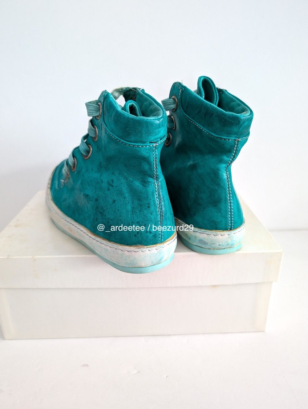 A1923 *NEW* OIL CAVALLO HIGH TOP SNEAKERS MINT Size US 7 / IT 37 - 8 Thumbnail