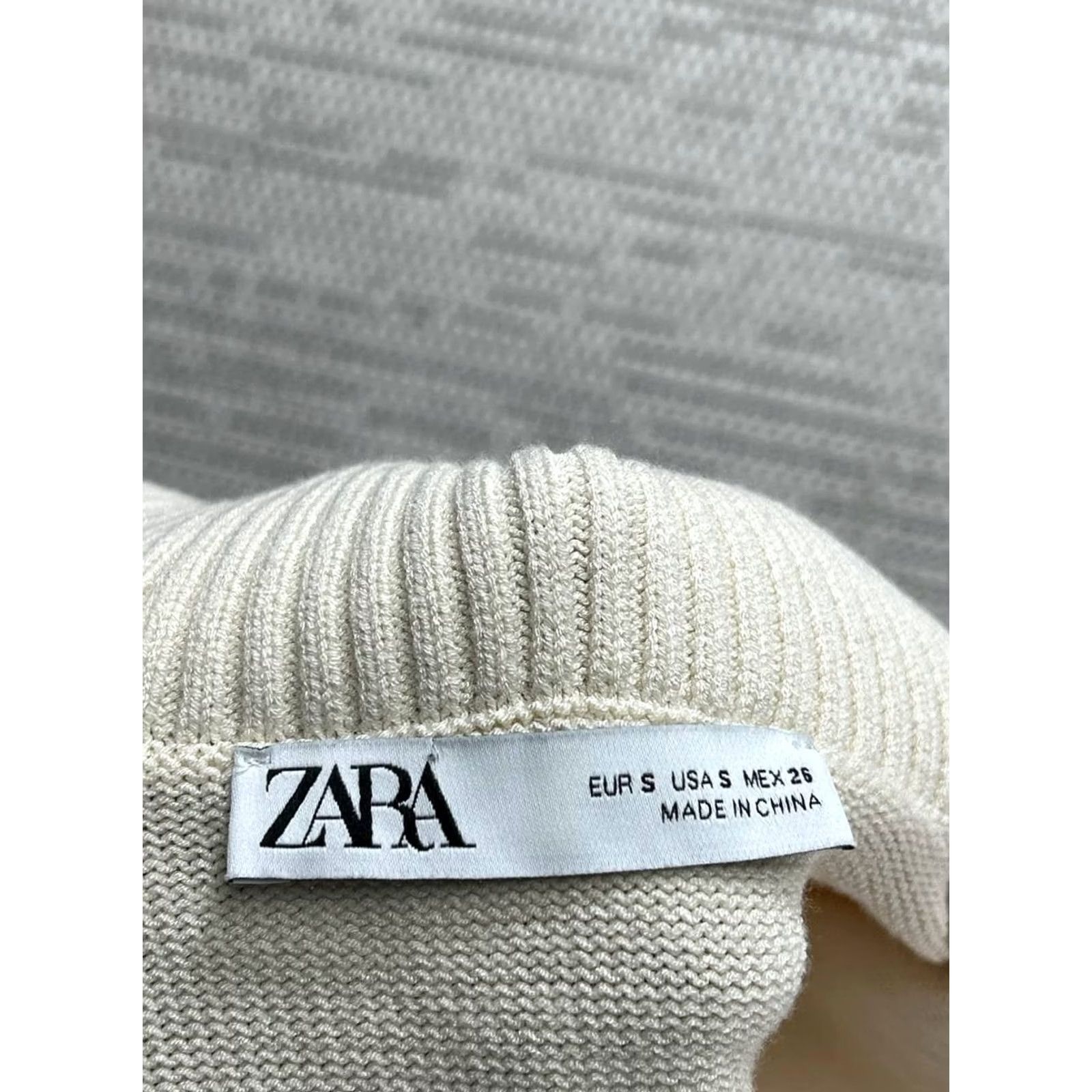 Zara Zara Polo Sweater Womens Small Beige Oversized Striped Knit Warm Cozy Pullover Shirt Knit Casual Women's Fashion, City, Preppy, Modern Size S / US 4 / IT 40 - 4 Thumbnail