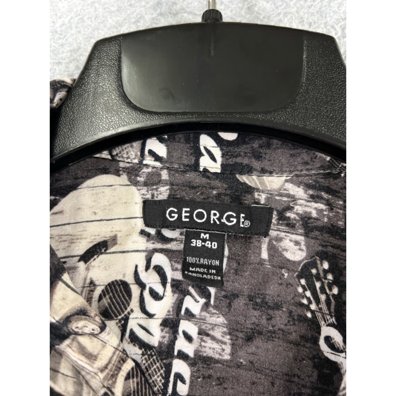 George George Shirt Adult Medium Black White Truckin & Pluckin Country Music Guitar Size US M / EU 48-50 / 2 - 7 Thumbnail