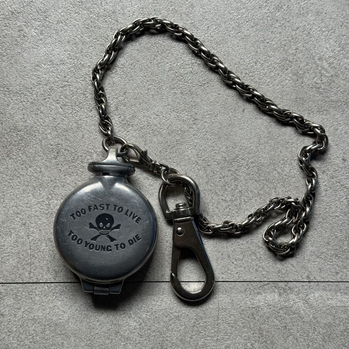 Vivienne Westwood Vivienne westwood Skull TOO FAST TO LIVE Chain Ashtray Size ONE SIZE - 1 Thumbnail