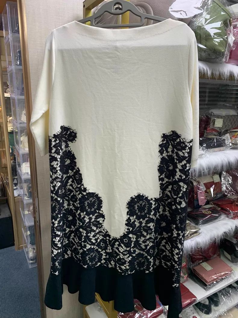 Valentino Valentino Lace patchwork dress Size L / US 10 / IT 46 - 3 Thumbnail