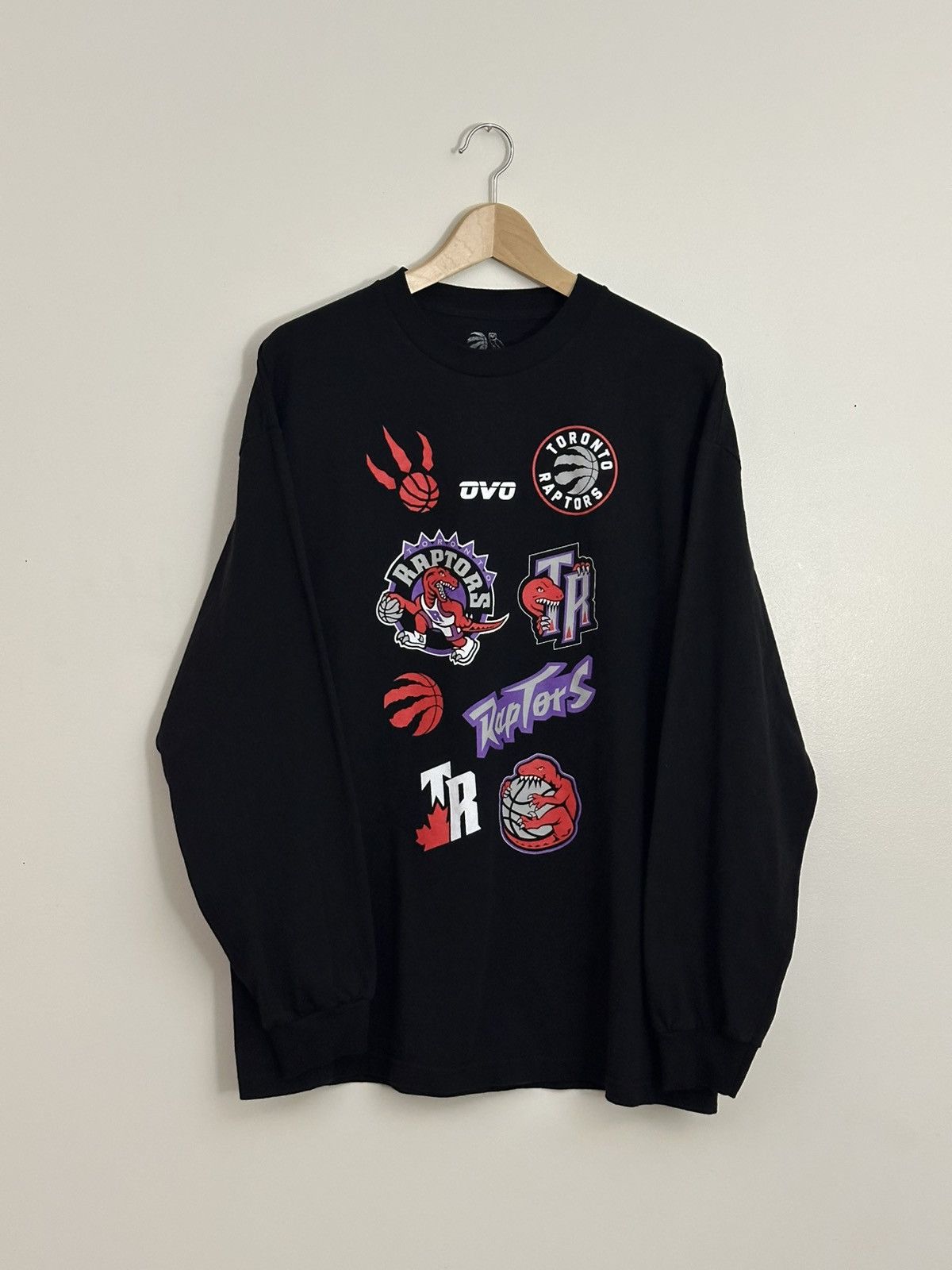 NBA OVO x Toronto Raptors Long Sleeve Shirt Multi Logo Graphic L Size US XL / EU 56 / 4 - 1 Thumbnail