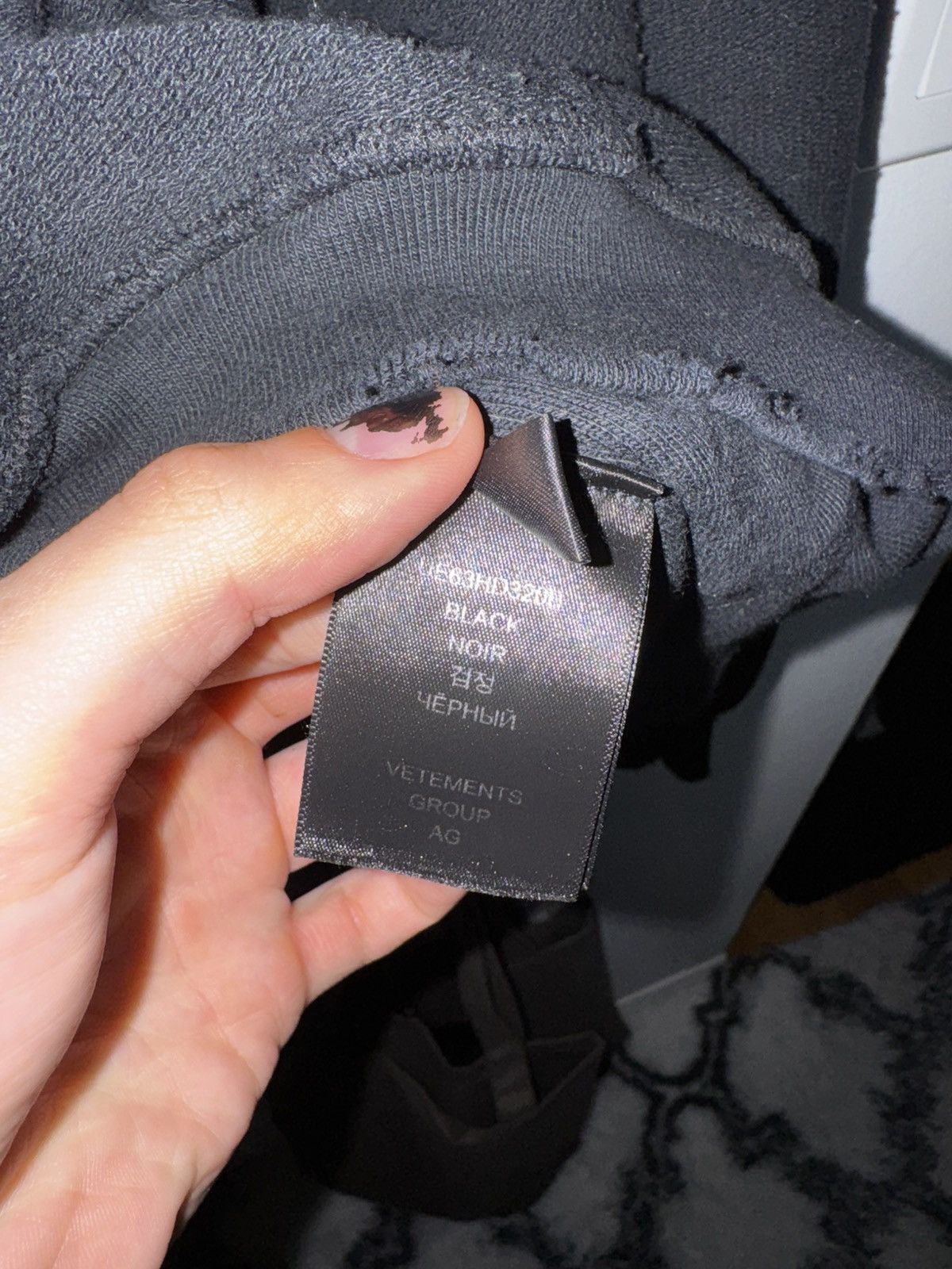 Vetements Vetements “Jerk International” Hoodie Size US S / EU 44-46 / 1 - 7 Thumbnail