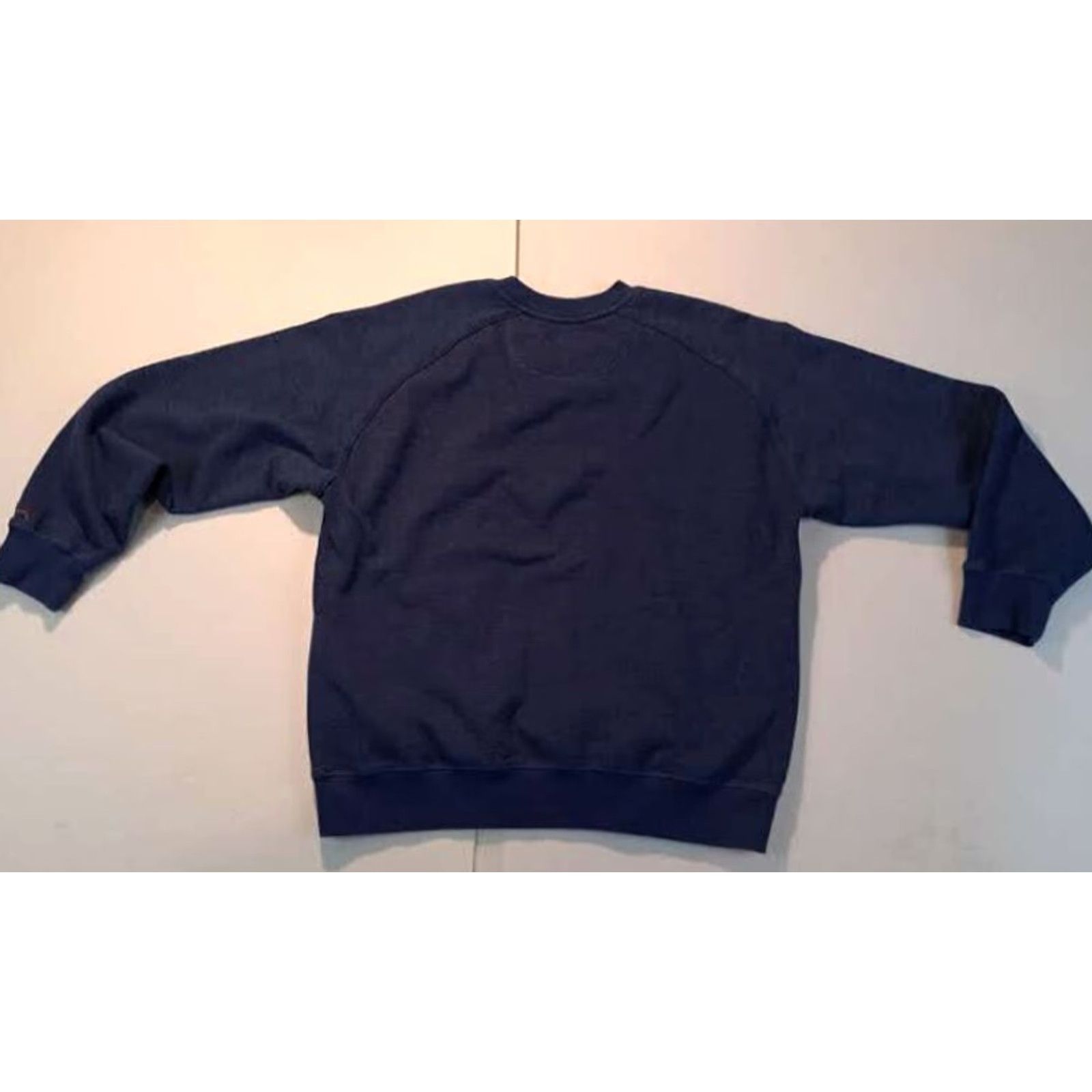 Vintage VINTAGE Greg Norman Sweatshirt Blue Golf Lightweight Pullover Crew Neck Size L Men MENS Size US L / EU 52-54 / 3 - 4 Thumbnail