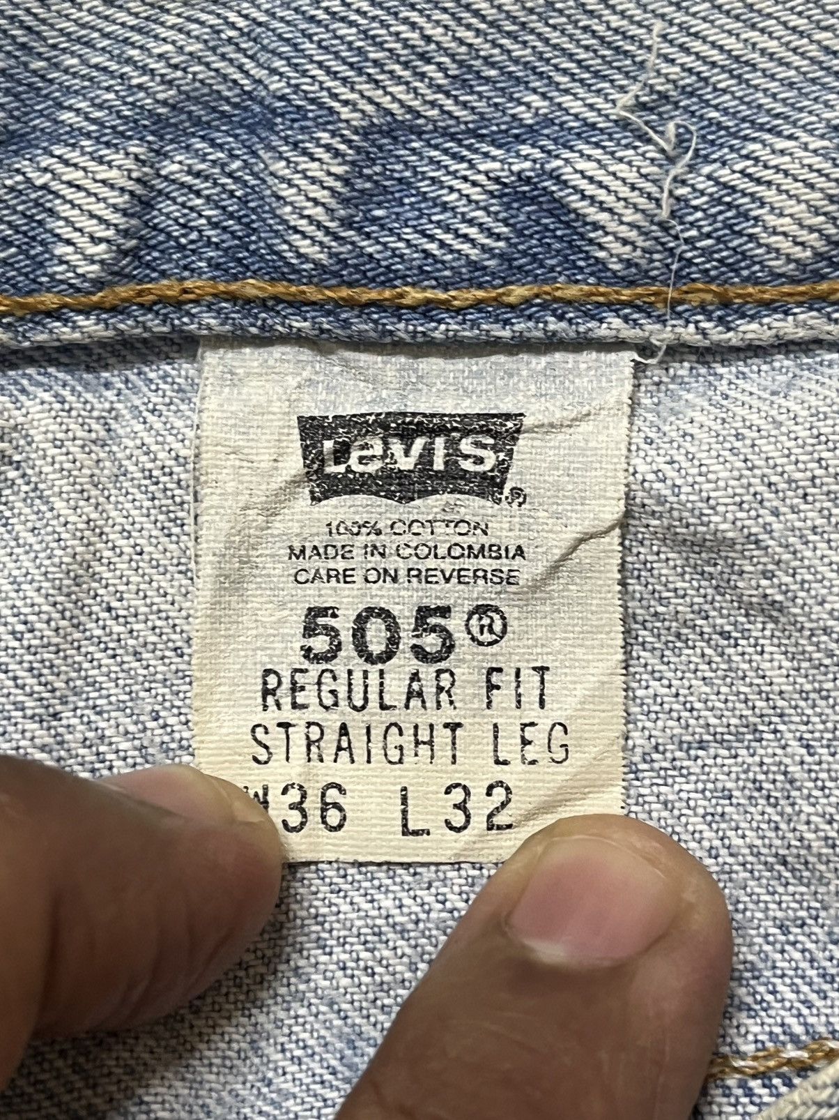 Levi's Vintage Clothing Vintage 90’s Levi’s 505 Faded Straight Fit Denim Size US 35 - 8 Thumbnail
