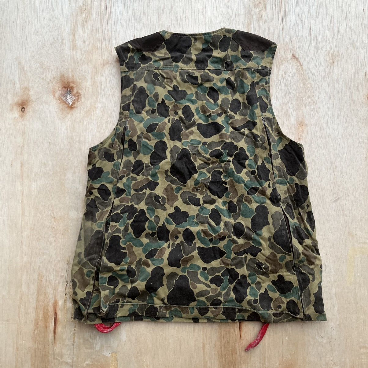 Japanese Brand CAMO VEST GAME HJNTING VINTAGE 70s 80s Size US L / EU 52-54 / 3 - 8 Thumbnail