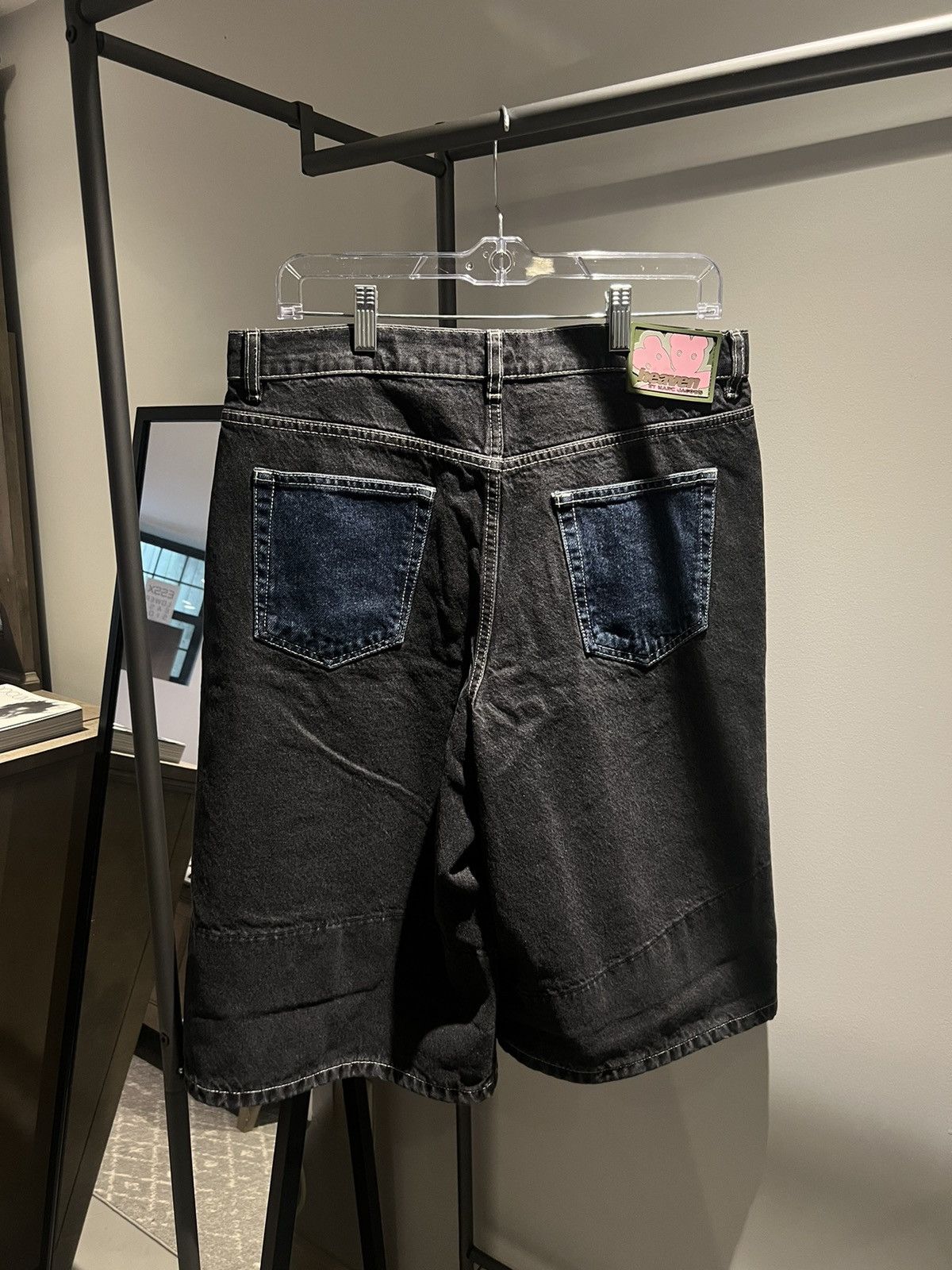 Heaven by Marc Jacobs × Marc Jacobs HEAVEN “CUFFED CARPENTER” DENIM SHORTS Size US 32 / EU 48 - 4 Thumbnail