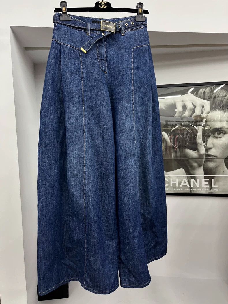 Chanel Chanel 23S blue wide-leg jeans Size 42" / US 20 - 1 Thumbnail