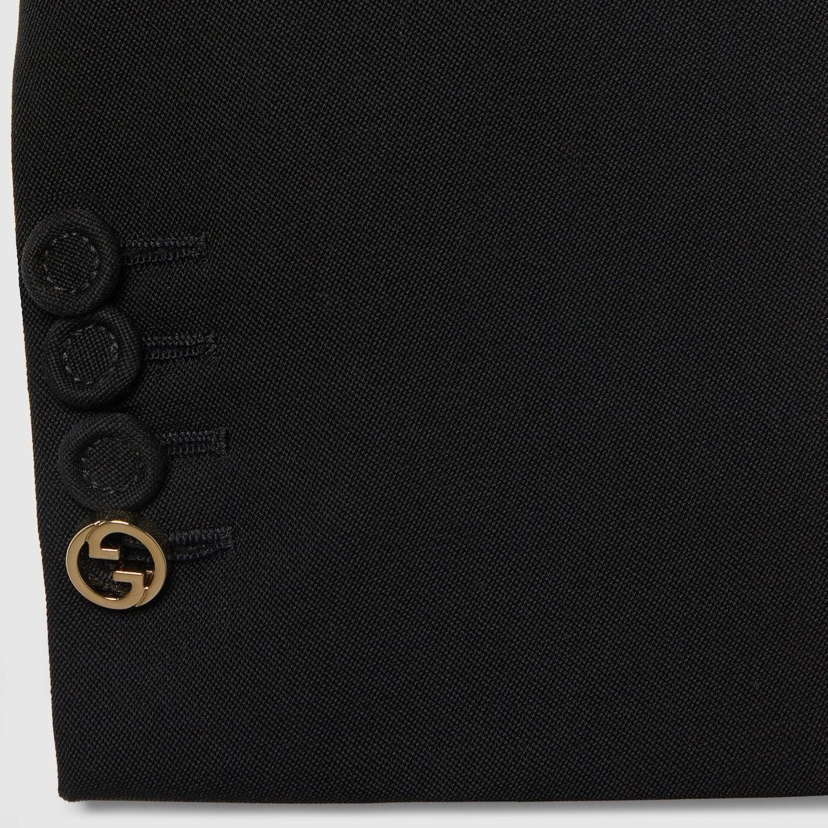 o1loc1c0226 803567 Wool Suit in Black