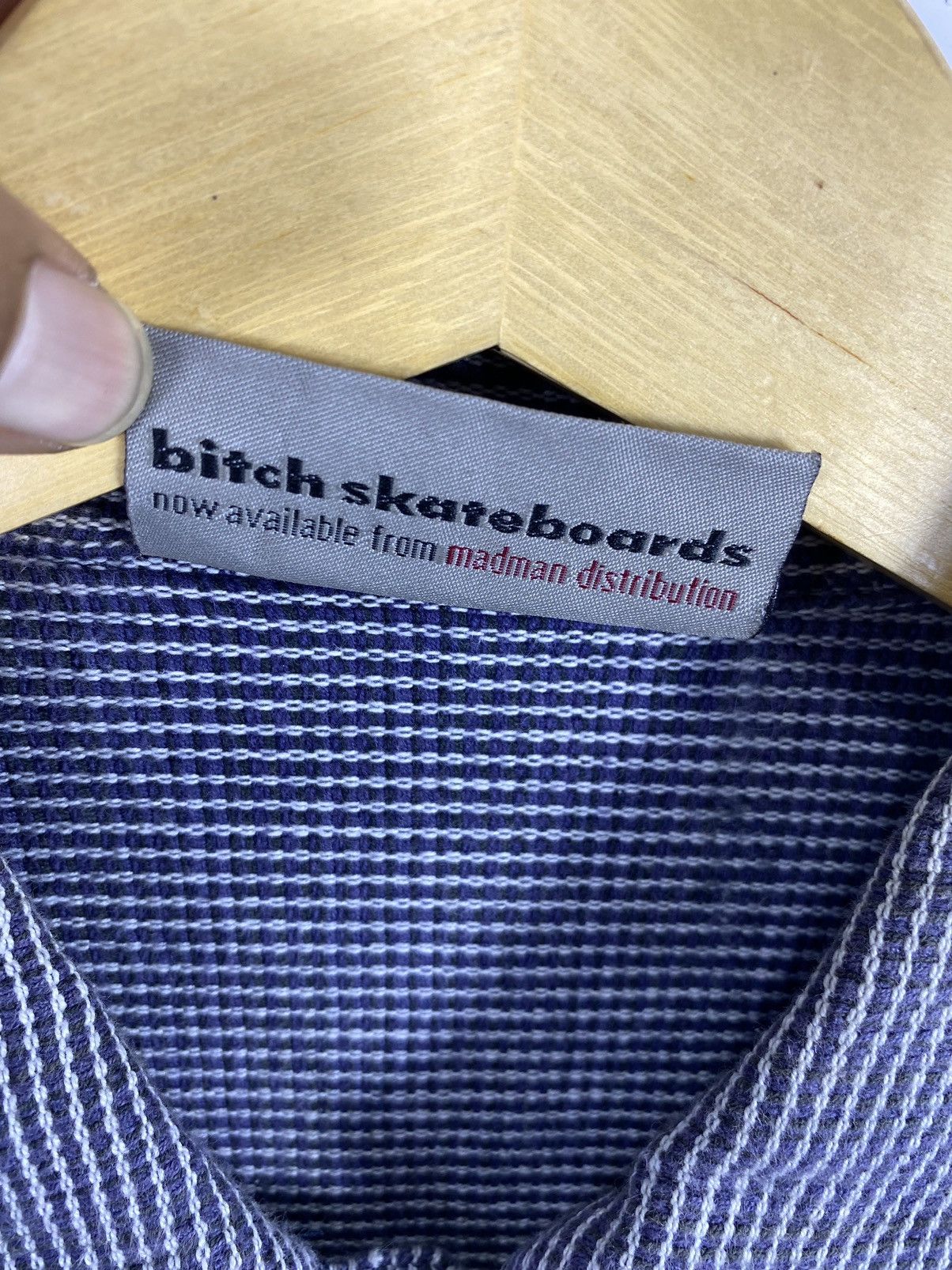 Flannel × Girl Skateboards × Vintage Vintage Plaid tartan flannel Bitch Skateboards Shirt Size US M / EU 48-50 / 2 - 8 Thumbnail
