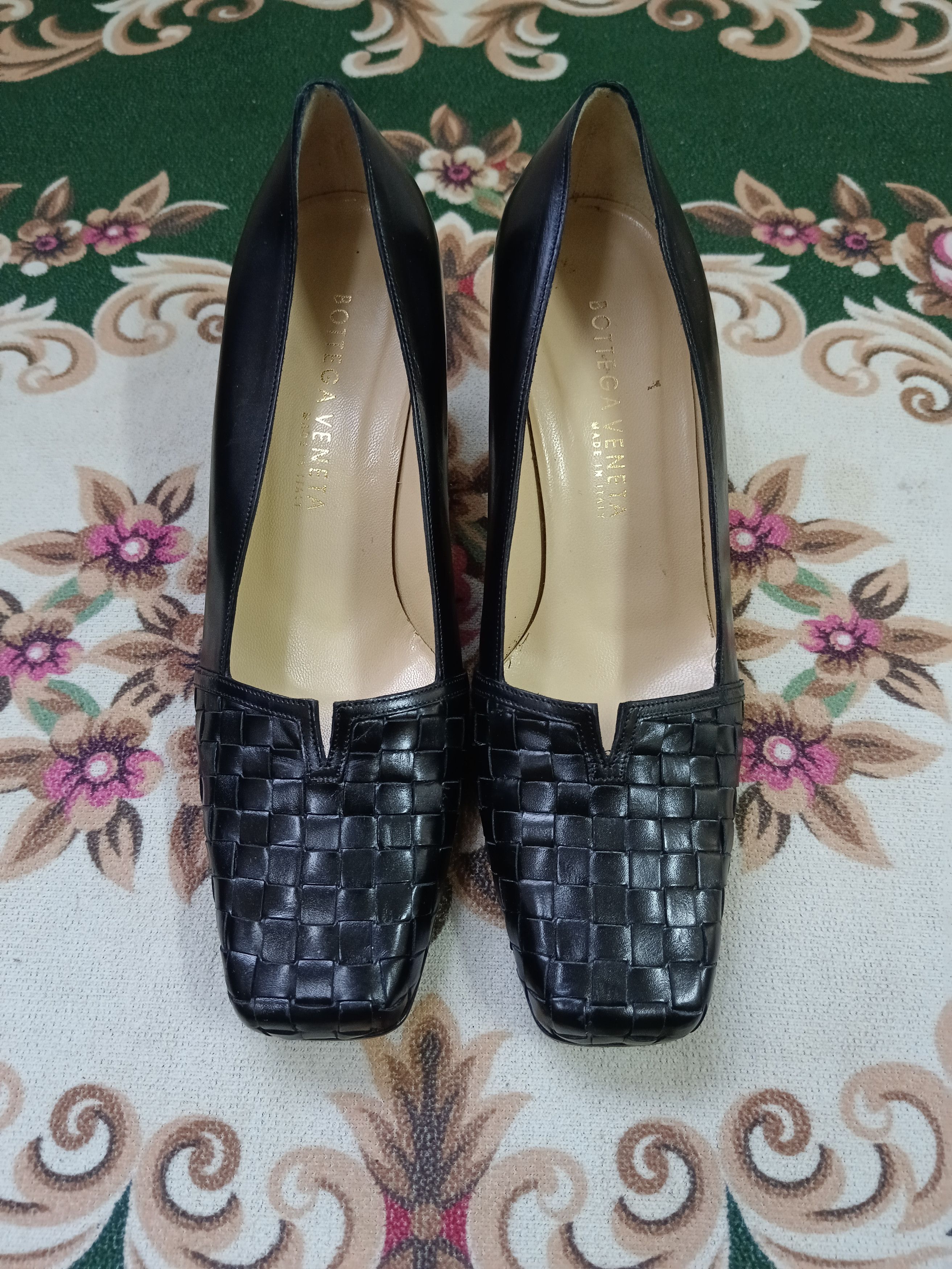 Bottega Veneta BOTTEGA VANETTA WOVEN LEATHER PUMP Size US 7 / IT 37 - 1 Thumbnail