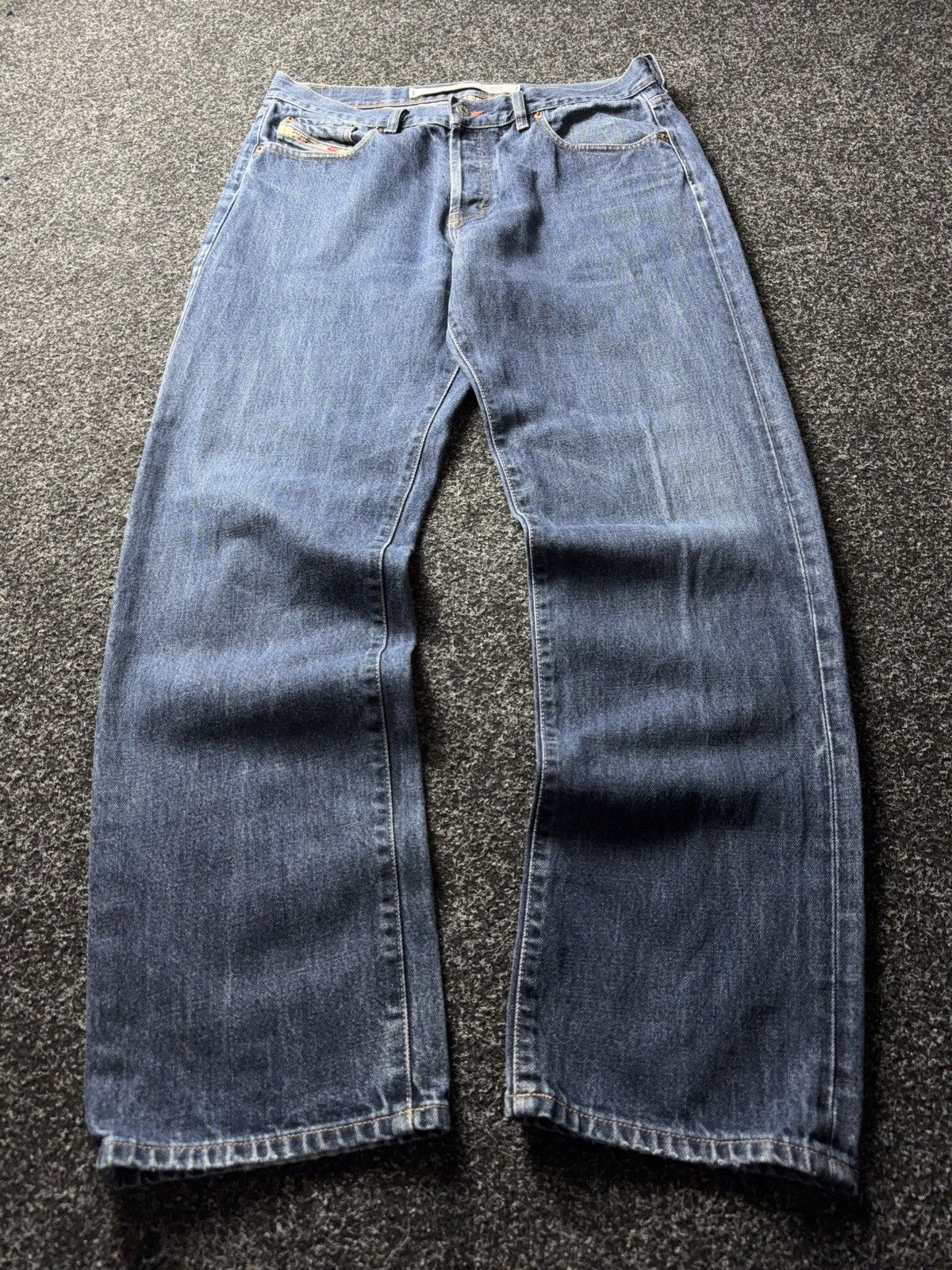 Diesel Luxury 90s Y2K Diesel Industry Made in Italy Straight Jeans Size US 36 / EU 52 - 1 Thumbnail