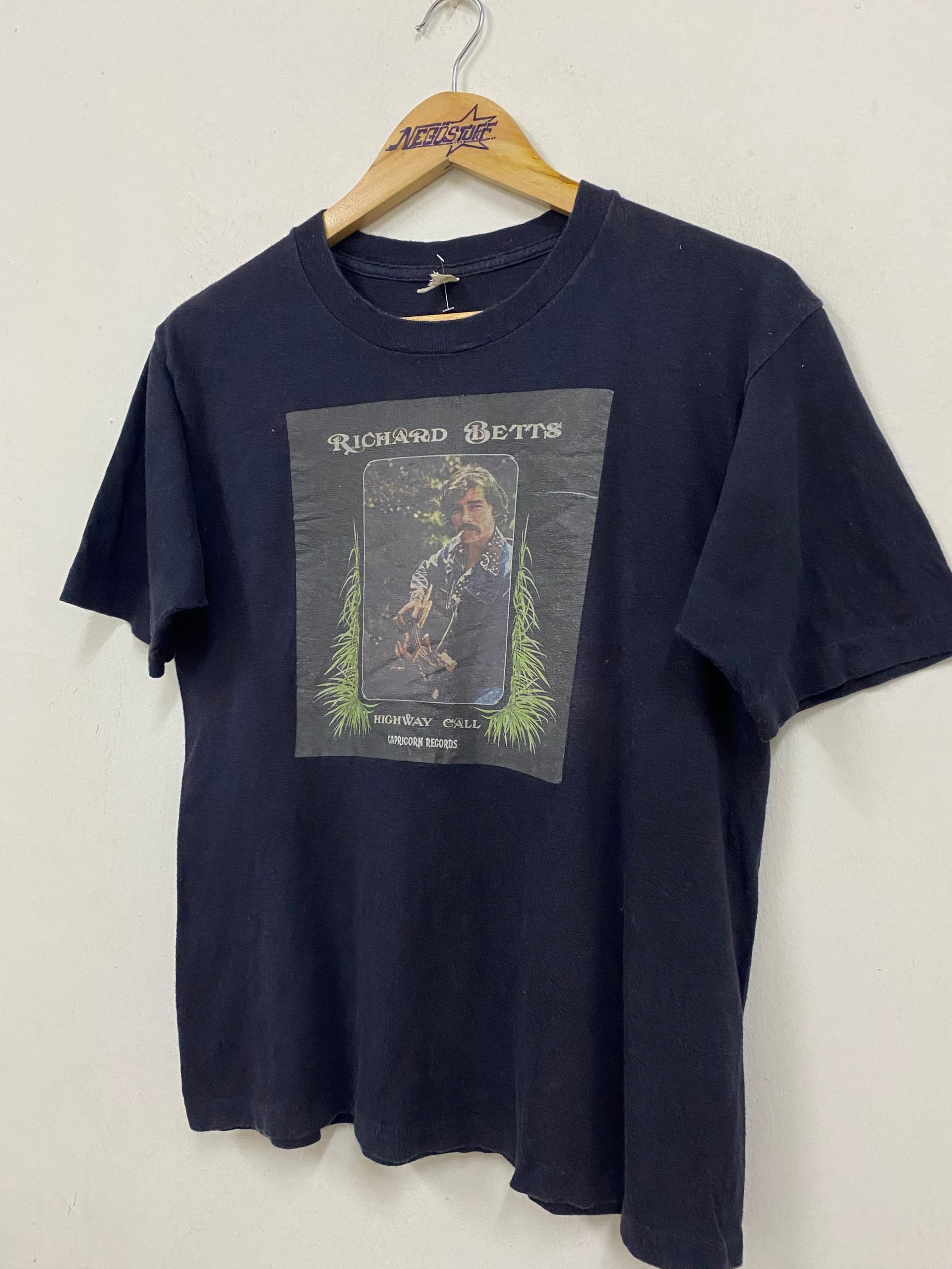 Band Tees Vintage 70s Richard Betts of The Allman Brothers band tee Size US M / EU 48-50 / 2 - 3 Thumbnail