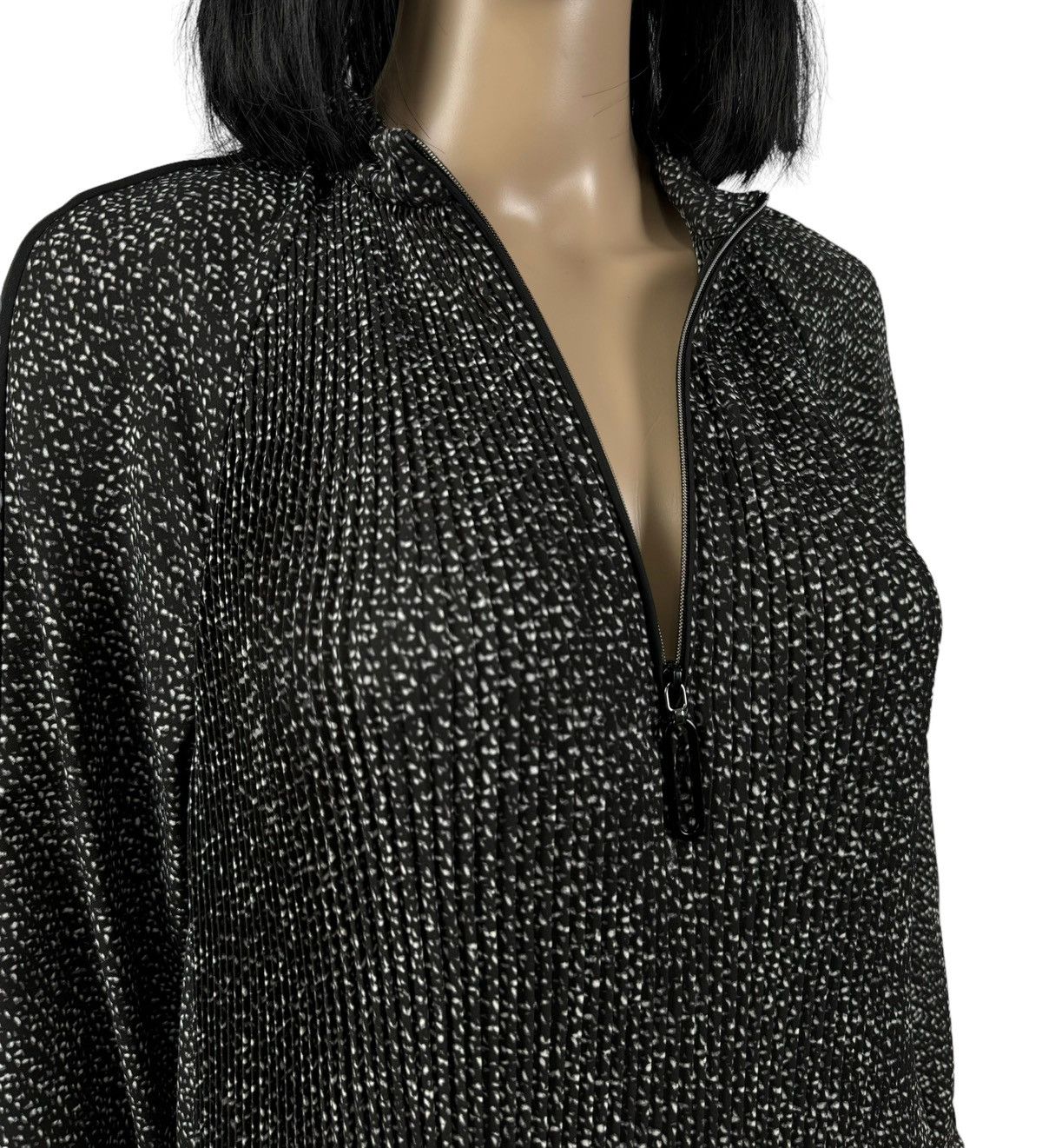 Other Marc Cain Pleaded Polka Dot Printed Blouse 1/3 Zip size M Size M / US 6-8 / IT 42-44 - 4 Thumbnail