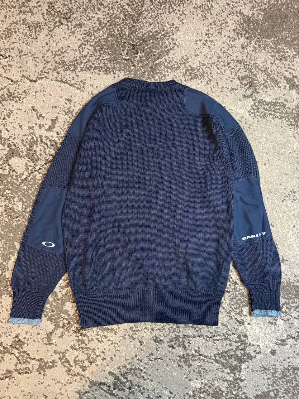 Oakley Vintage y2k Oakley Embroidery Logo Knit Sweater Size US L / EU 52-54 / 3 - 7 Thumbnail