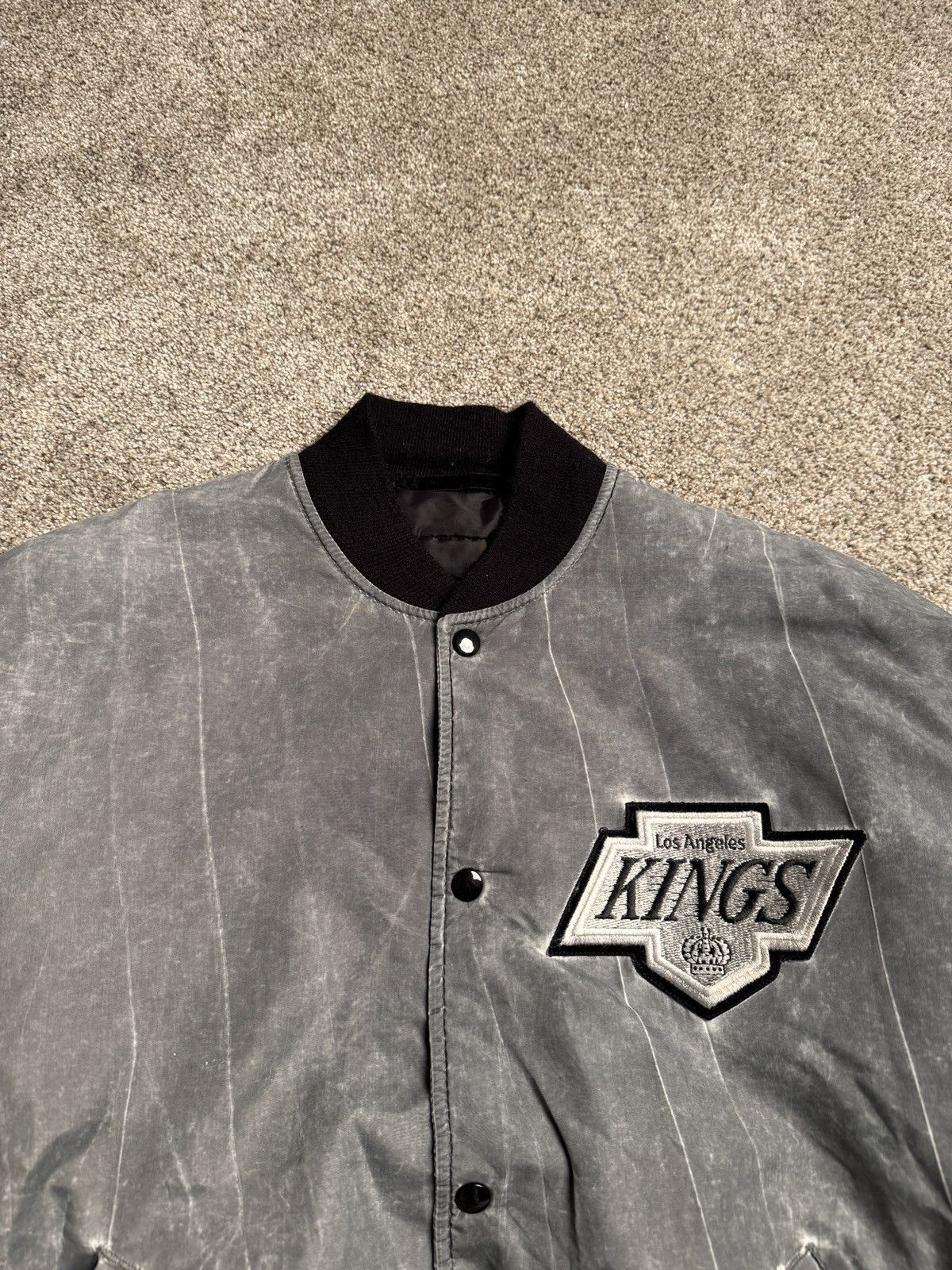 Starter VINTAGE 90s LA KINGS STONEWASH BOMBER JACKET Size US M / EU 48-50 / 2 - 4 Thumbnail
