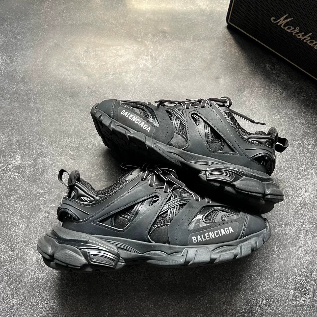 Balenciaga Balenciaga Black Lowtop Sneakers 37 Men Size US 5 / EU 37 - 1 Thumbnail