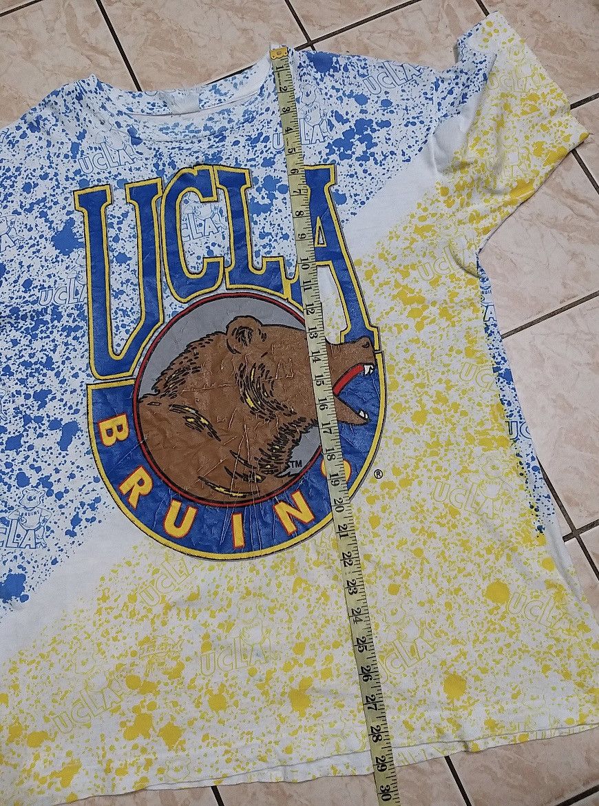 NBA RARE💥VINTAGE 80'S UCLA BRUINS NBA TEAM FULL PRINT T SHIRT Size US L / EU 52-54 / 3 - 8 Thumbnail