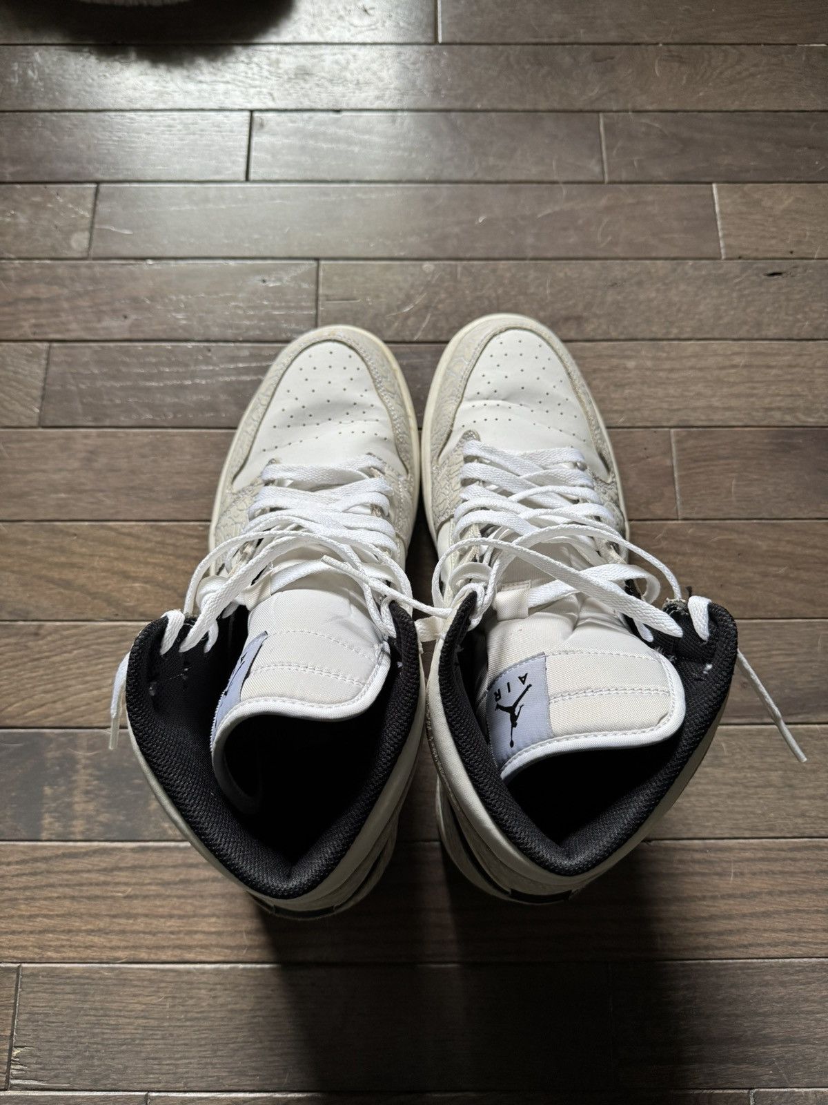 Nike Nike Air Jordan 1 Retro “White Elephants” Size US 11.5 / EU 44-45 - 4 Thumbnail