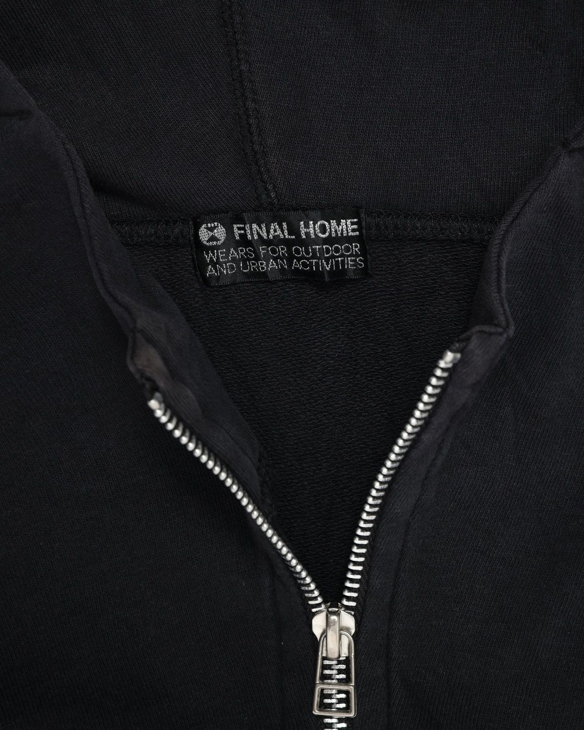 Final Home FINAL HOME Hooded Padded Utility Vest Size US M / EU 48-50 / 2 - 5 Thumbnail