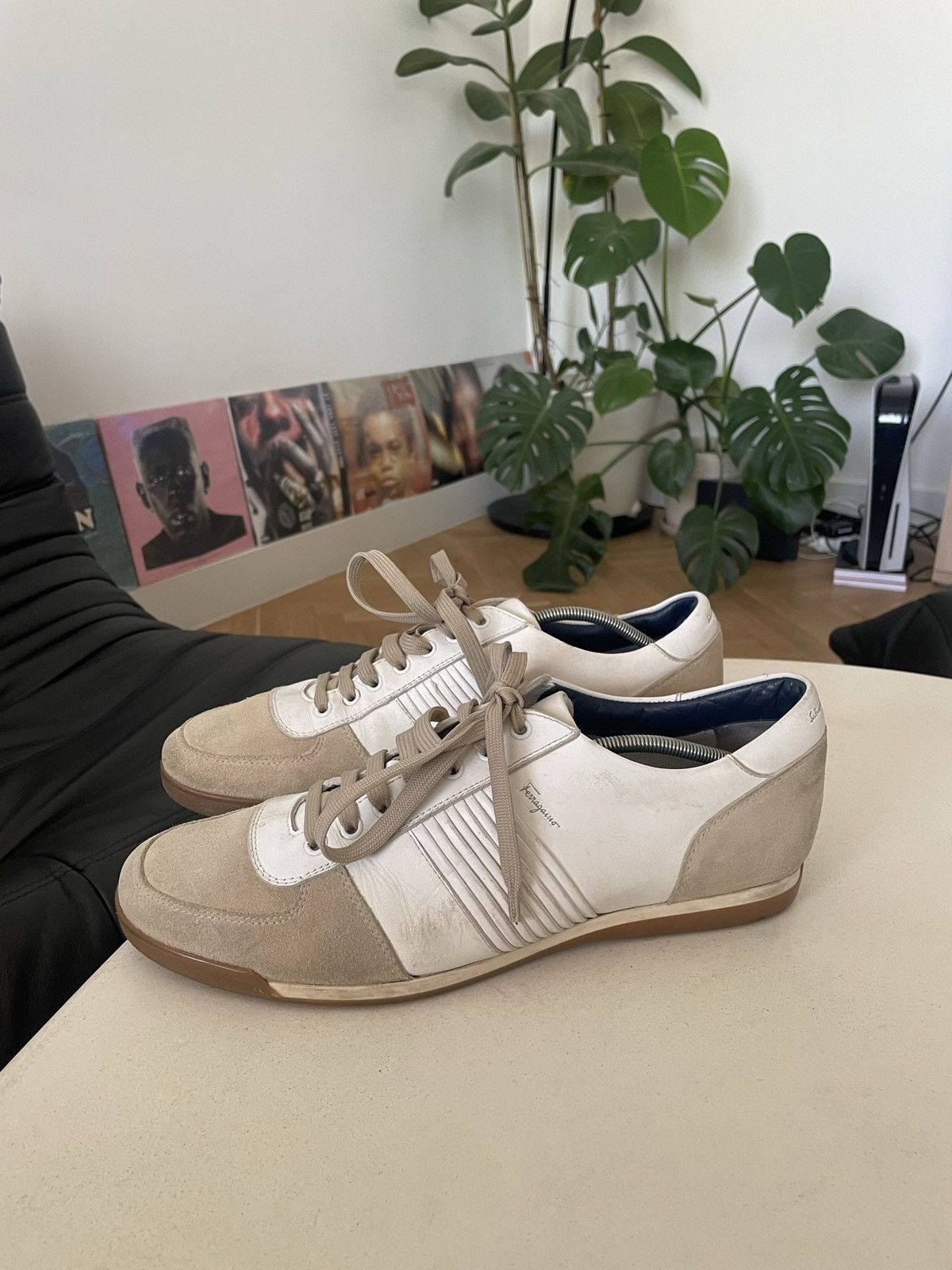 Salvatore Ferragamo Vintage Salvatore Ferragamo Shoes Beige White Leather Rare Size US 10 / EU 43 - 2 Thumbnail