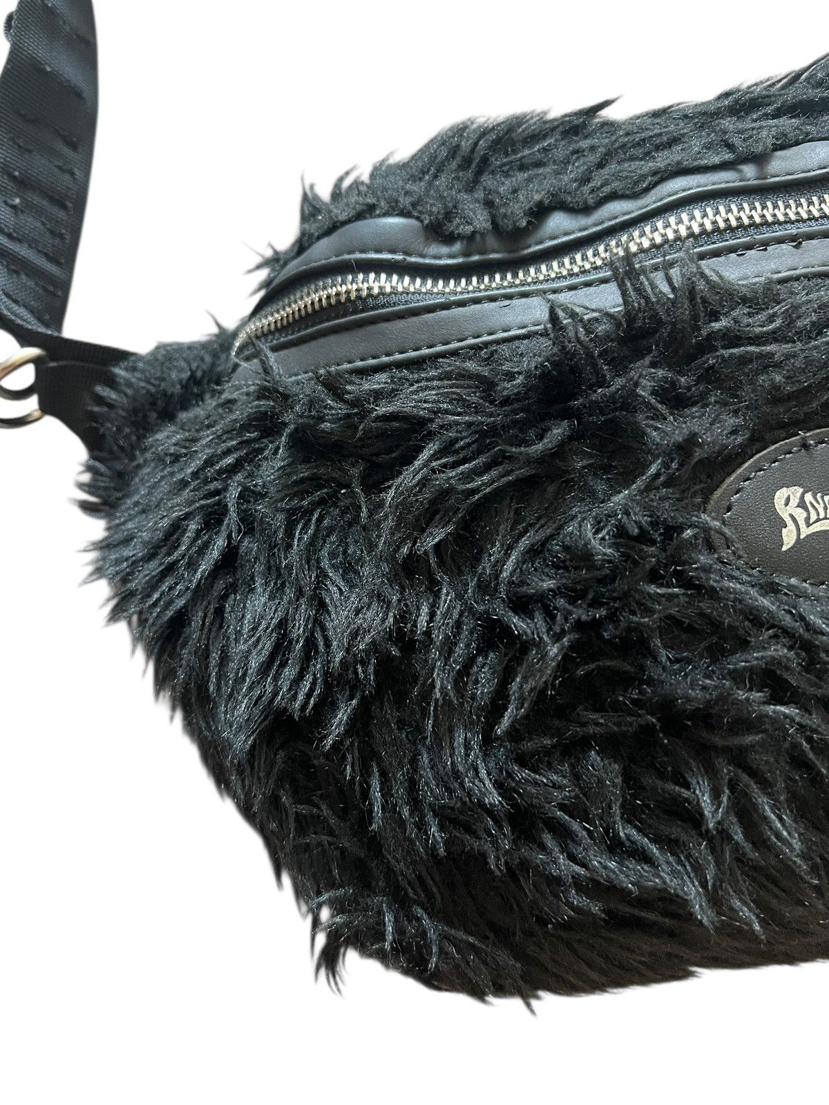 If Six Was Nine 2000s RNA SLANG Fur Seditionaries Waist Bag Size ONE SIZE - 8 Thumbnail