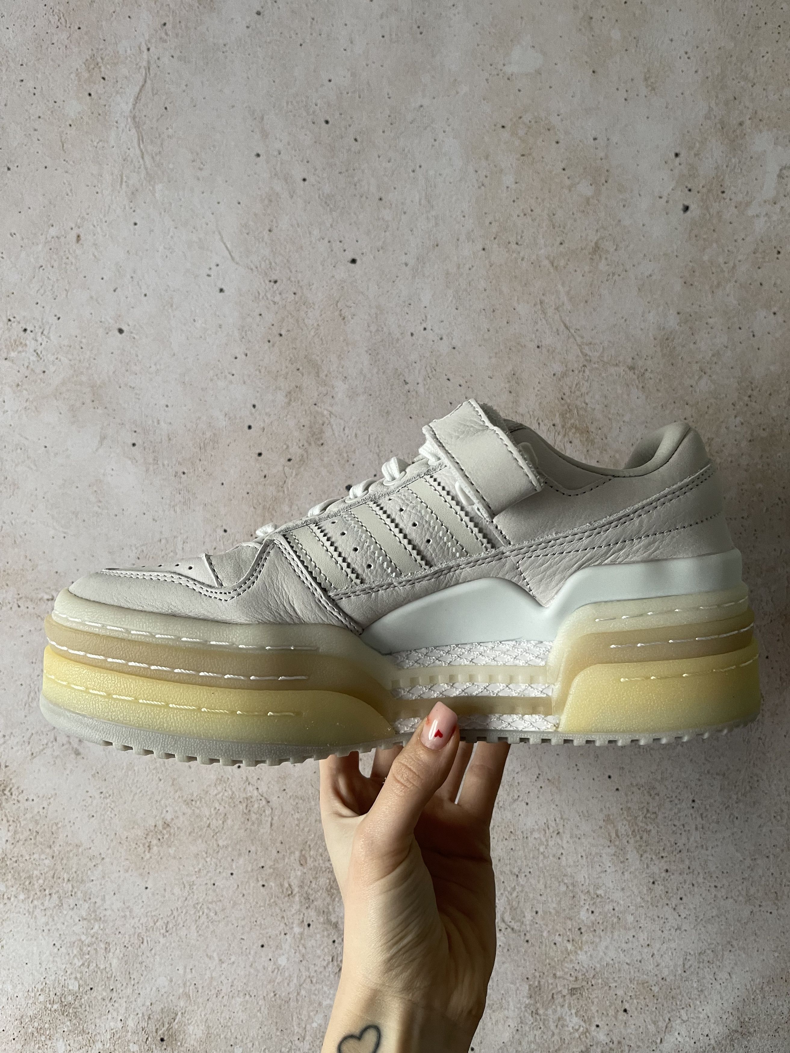 Adidas adidas Triple Platforum Low Crystal White (Women's) Size US 5.5 / IT 35.5 - 2 Thumbnail