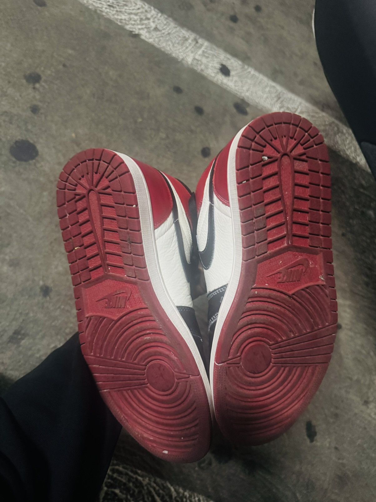 Jordan Brand × Nike OG Bred Toe Jordan 1’s Size US 10 / EU 43 - 6 Thumbnail