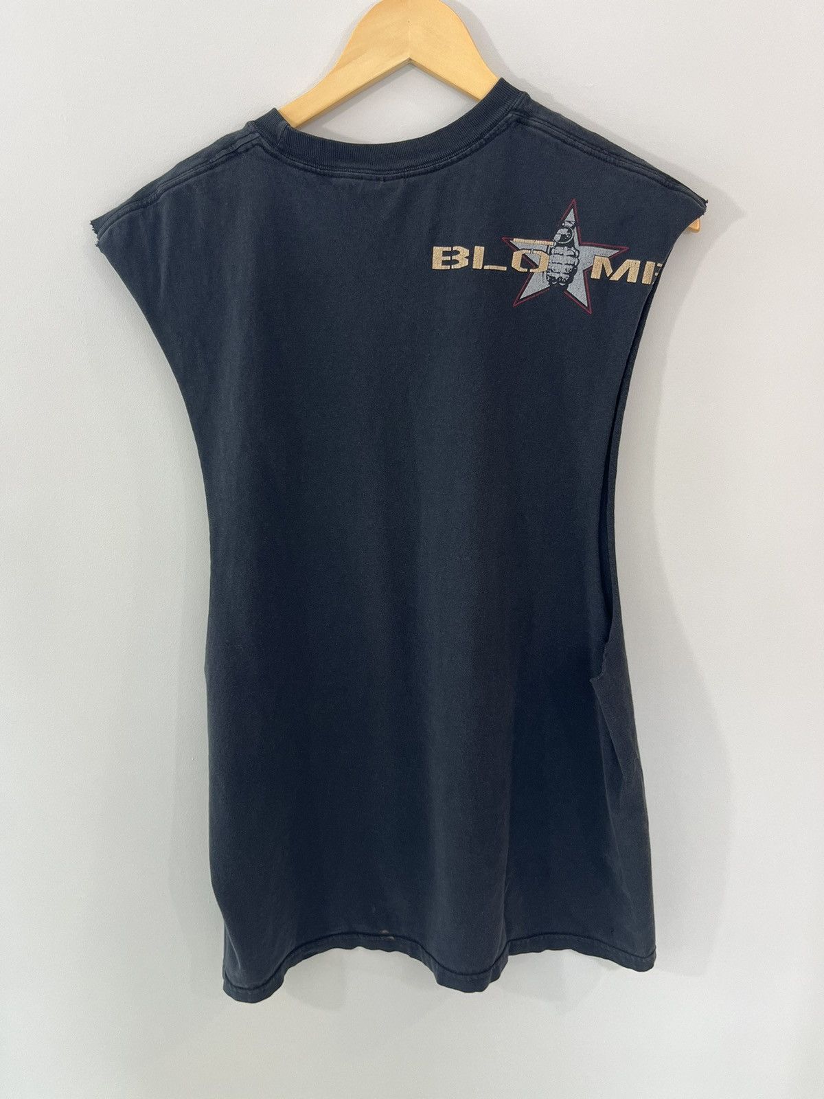 Vintage BLOW ME Hand Grenade Distressed Thrashed Cut Off Size US L / EU 52-54 / 3 - 5 Thumbnail