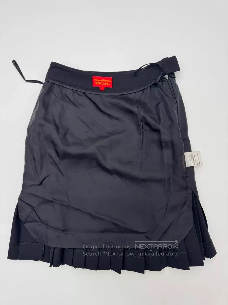 Vivienne Westwood Vivienne Westwood size 1 Black Wool Pleated Skirt Size 28" / US 6 / IT 42 - 7 Thumbnail