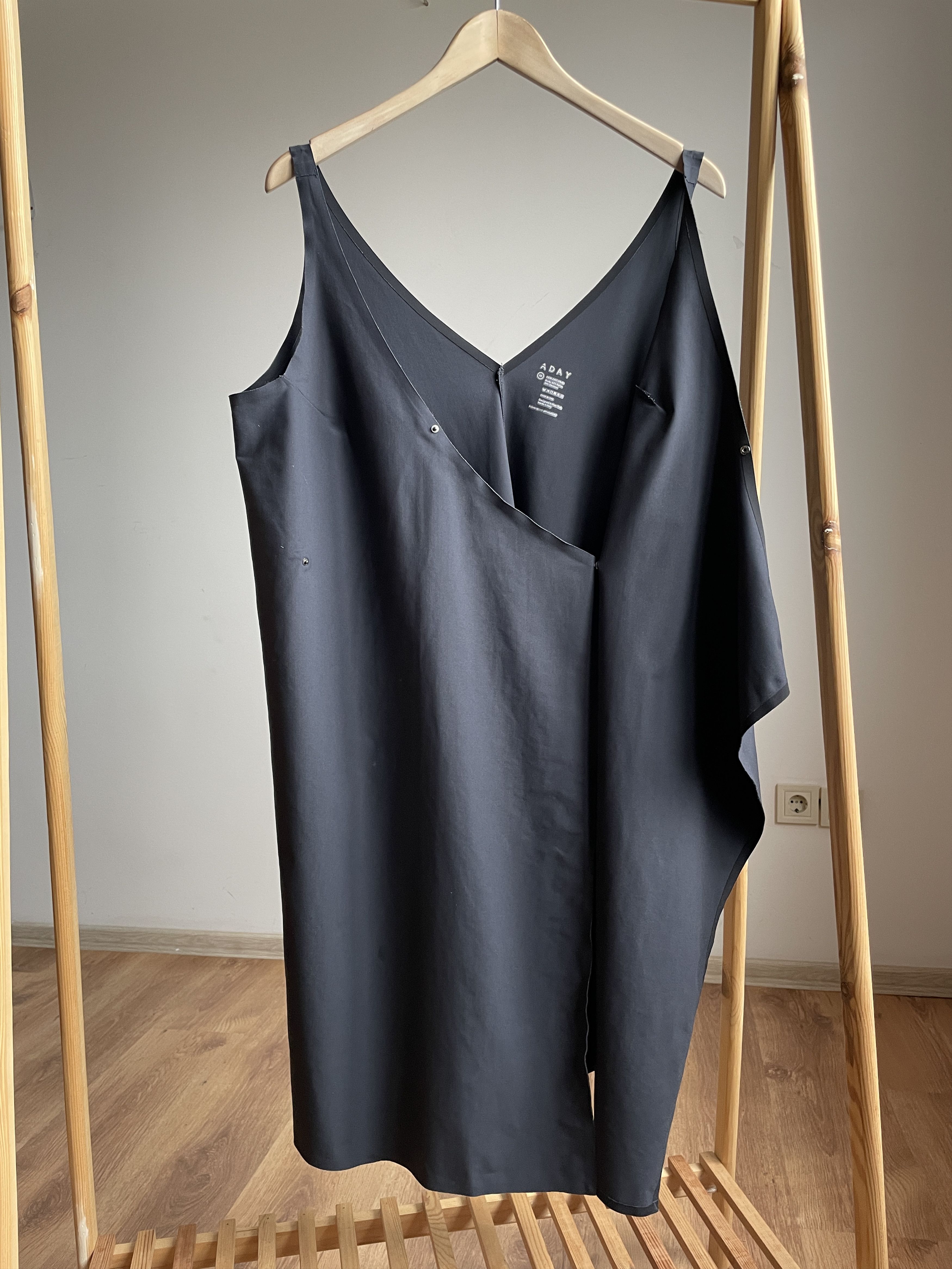 Other Aday Over In One Wrap Stretch Pockets Tank Dress Size M / US 6-8 / IT 42-44 - 2 Thumbnail