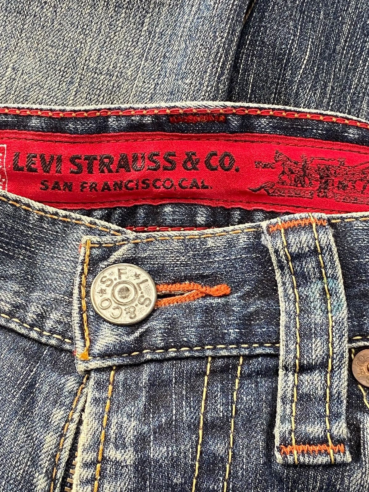 Levi's Levi’s Faded Blue Wash Whiskered Straight Leg Jeans Size US 30 / EU 46 - 10 Thumbnail