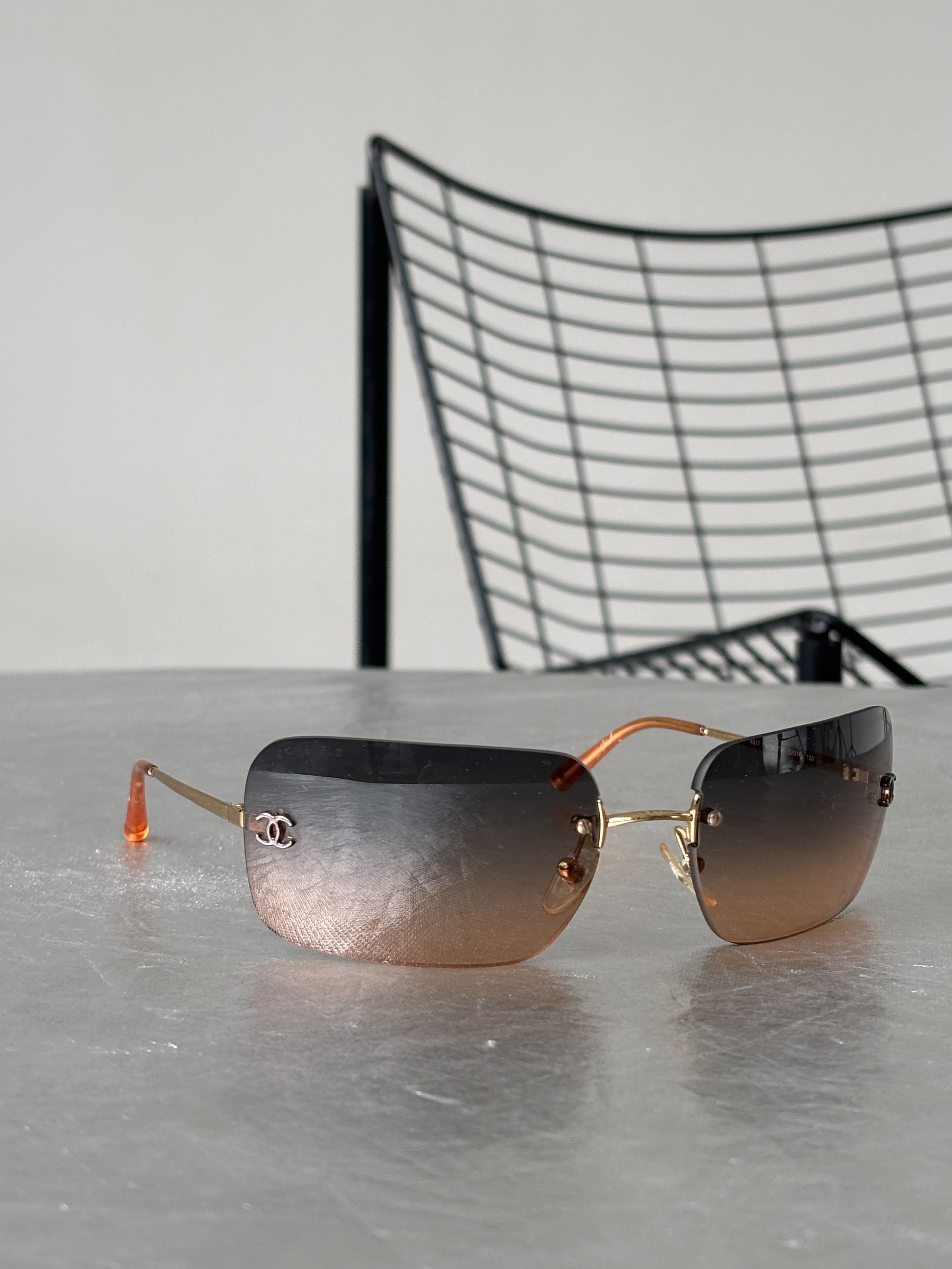 Chanel CHANEL Sunglasses 4017 Rimless Rhinestones Vintage Size ONE SIZE - 2 Thumbnail