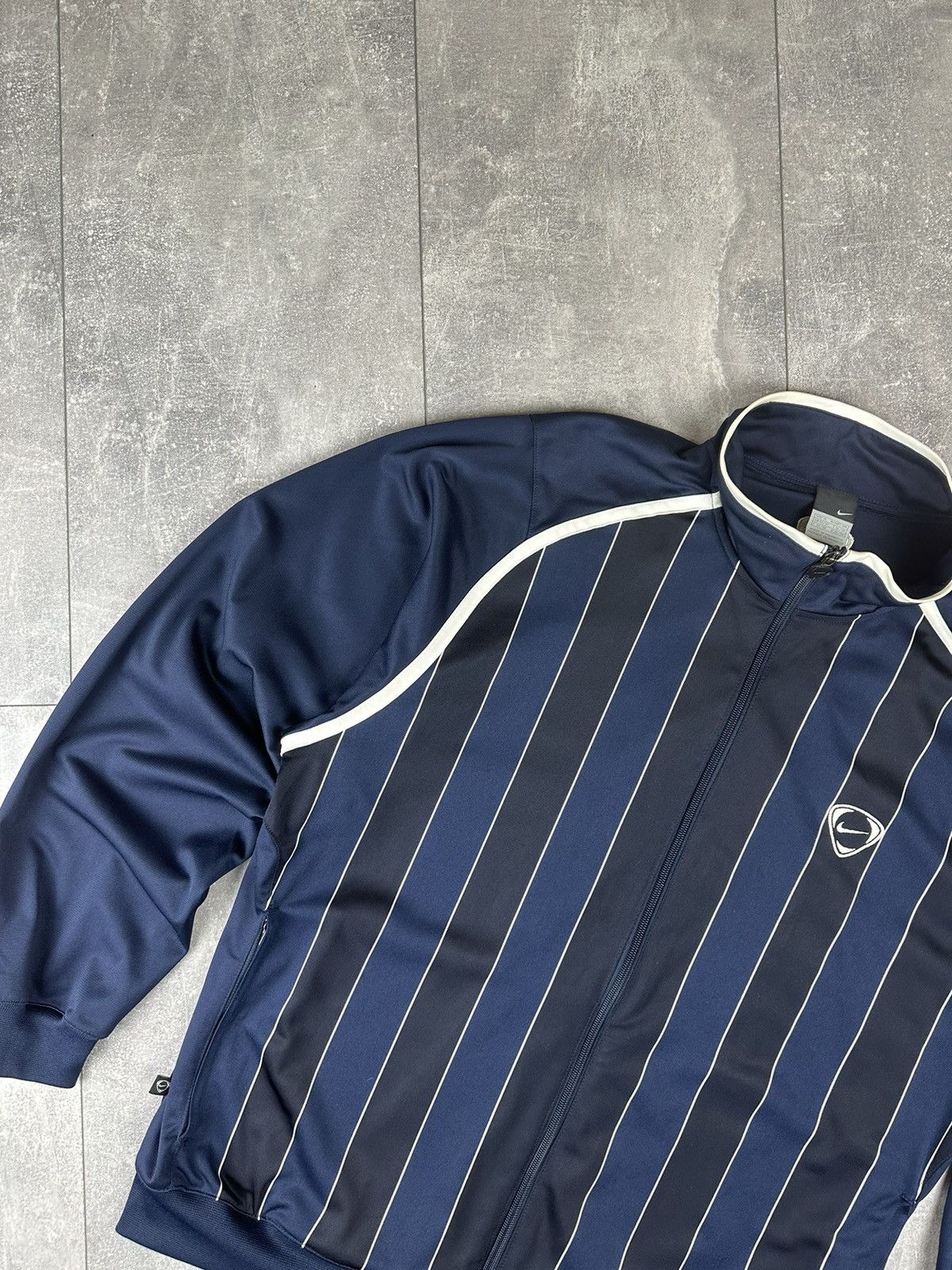 Nike Nike Vintage Retro Small Swoosh Logo Track-Top Jacket Size US XL / EU 56 / 4 - 6 Thumbnail