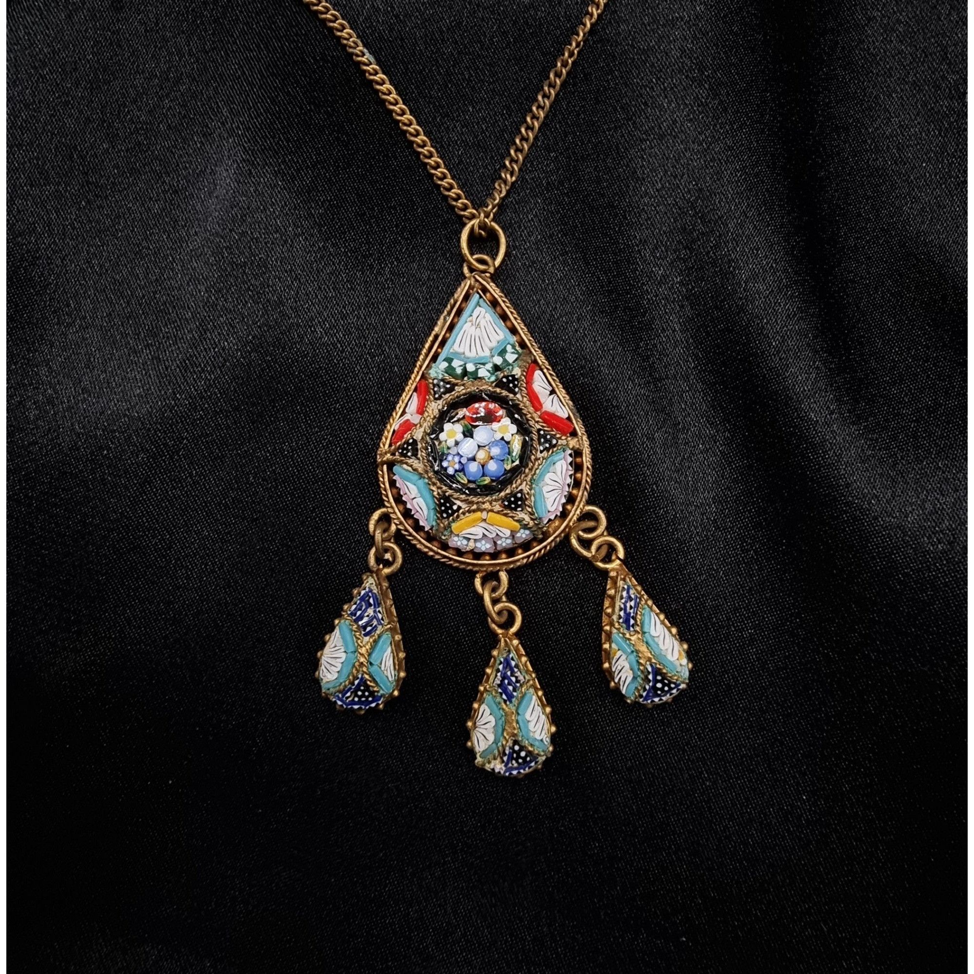 Vintage Vintage 1920s-1940s Gold-Tone Millefiori Mosaic Pendant Neck Size ONE SIZE - 3 Thumbnail