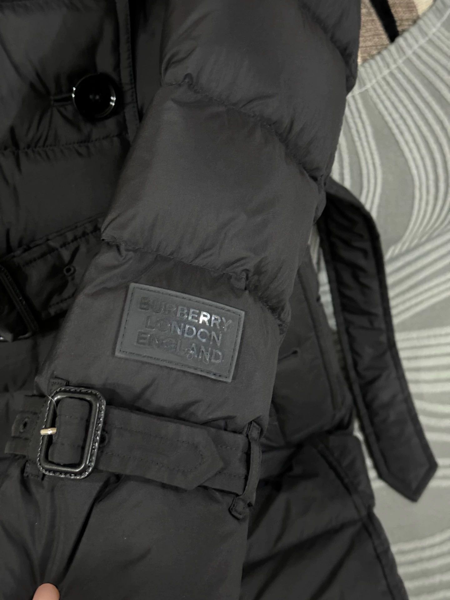 Burberry Burberry Puffer Jacket Like New Size S Size S / US 4 / IT 40 - 3 Thumbnail